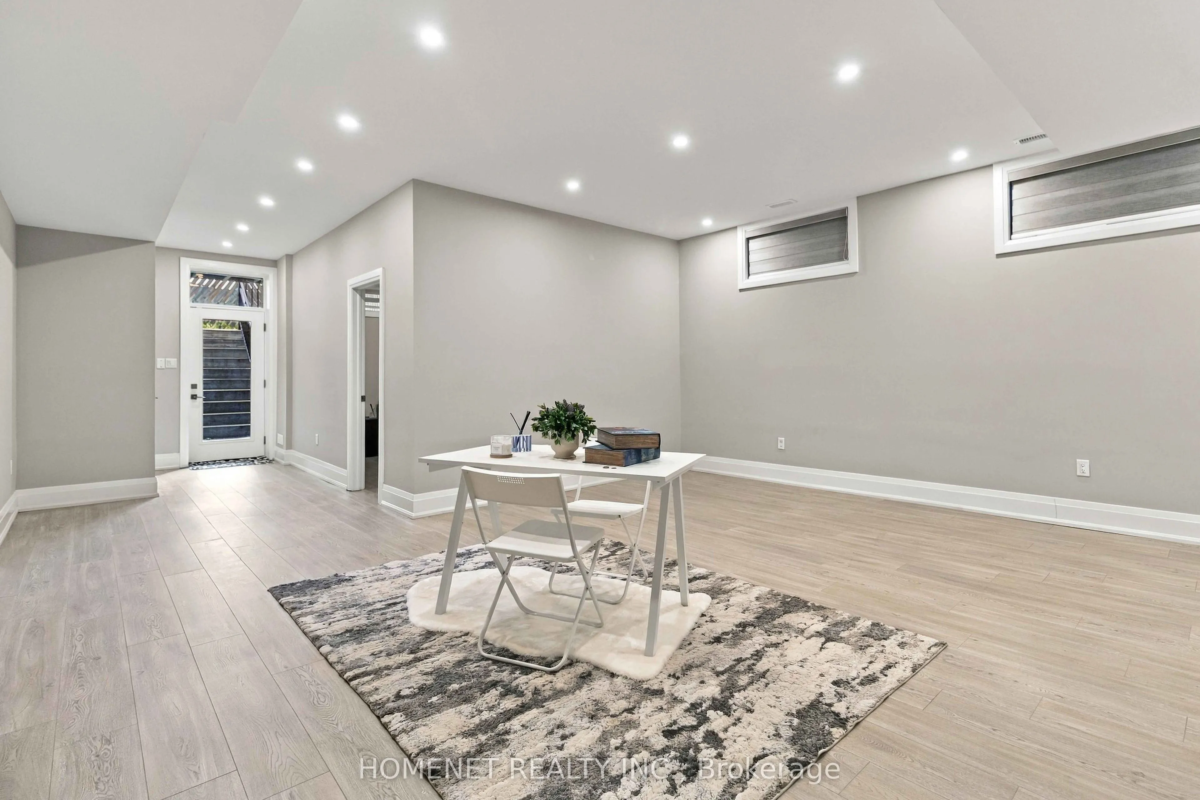 25A Tecumseth Avenue