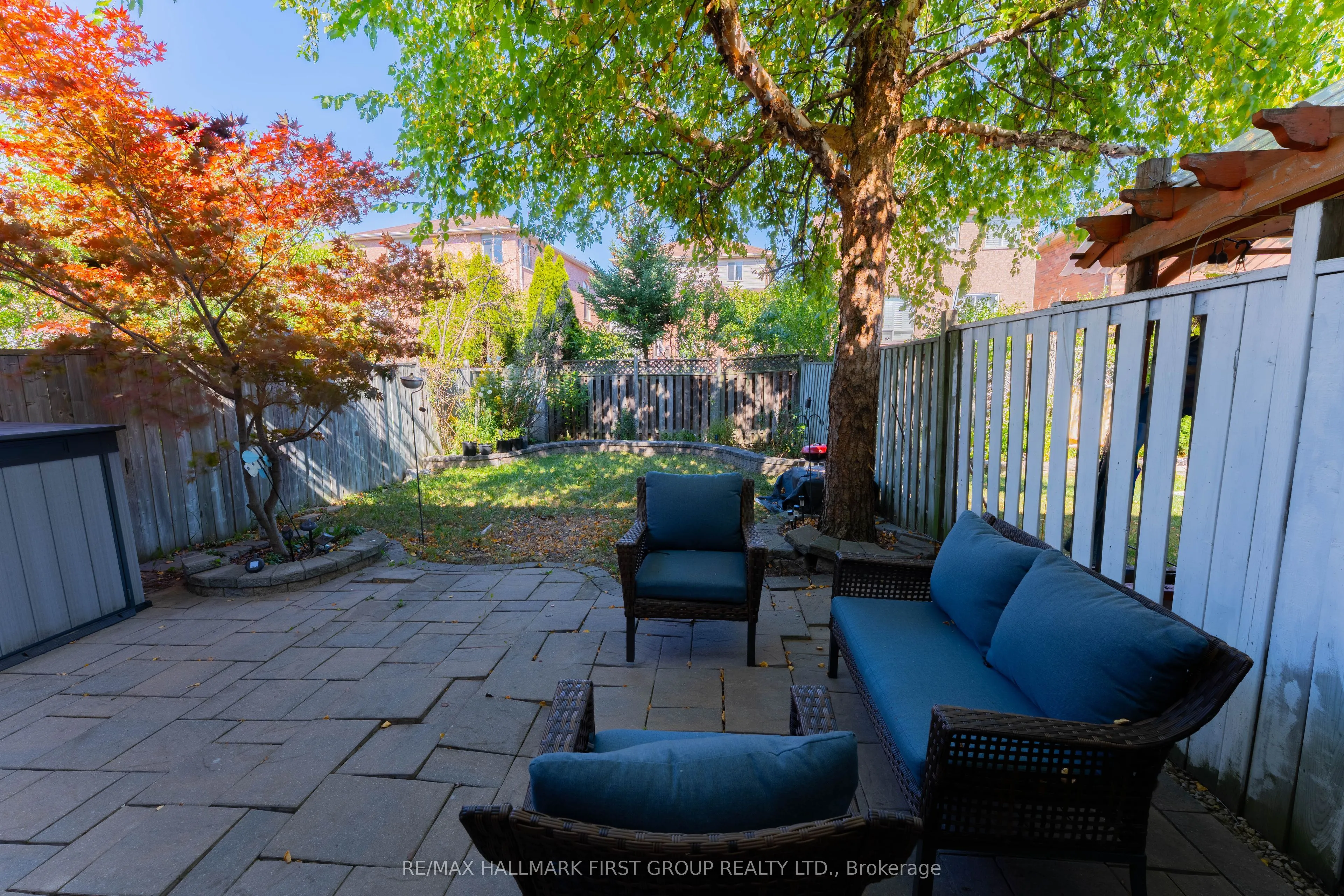 7686 Black Walnut Trail