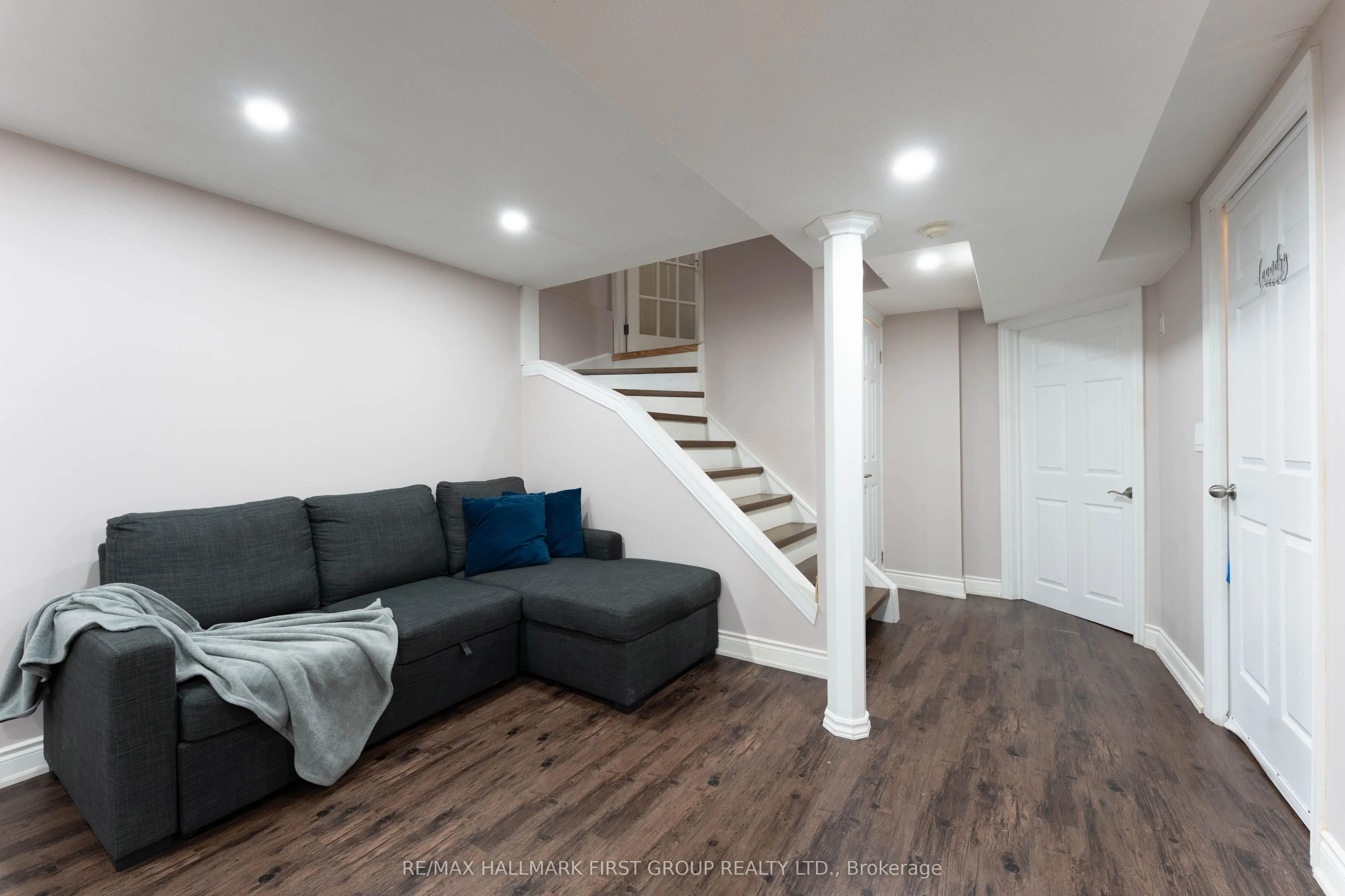 7686 Black Walnut Trail