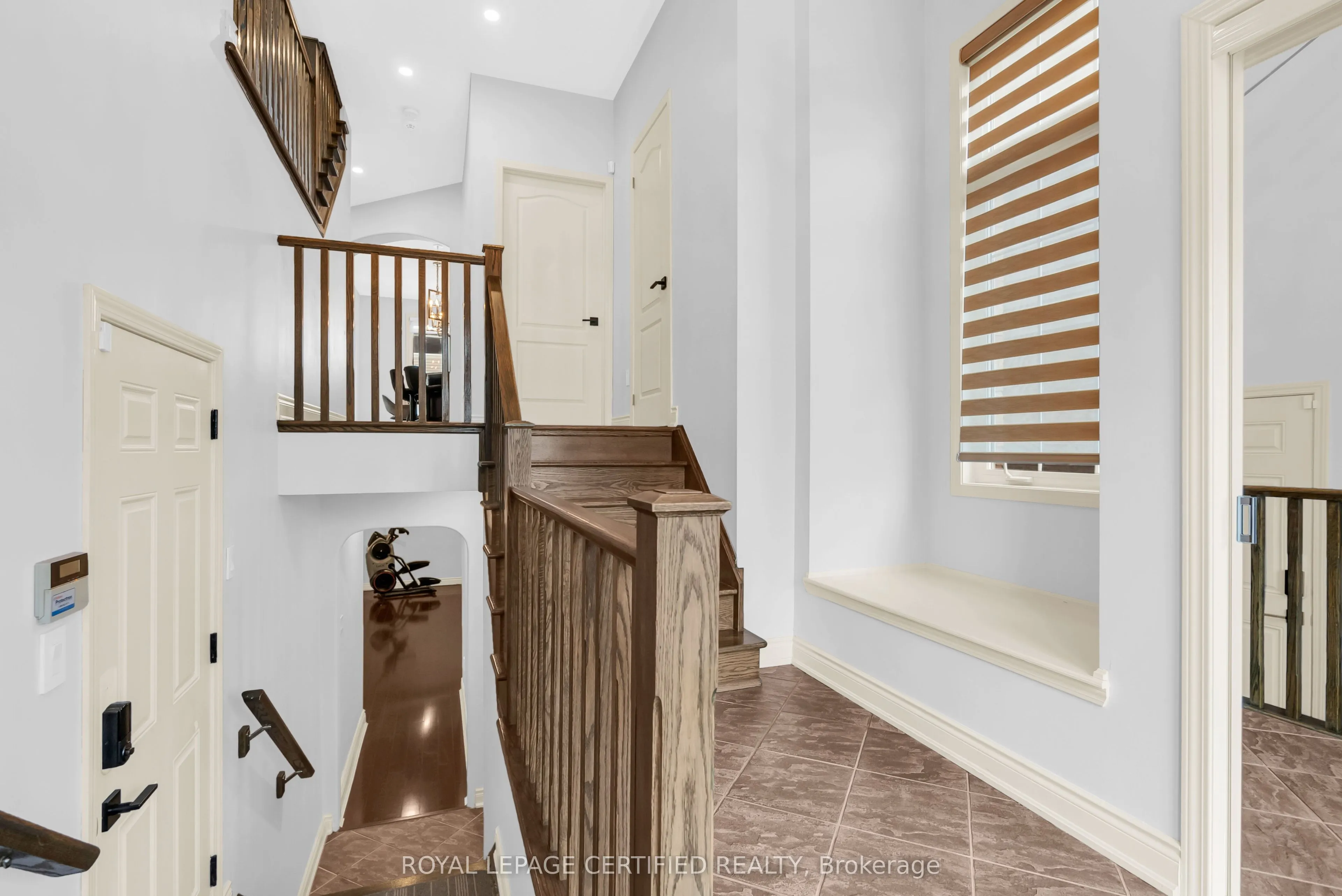 921 Hepburn Road