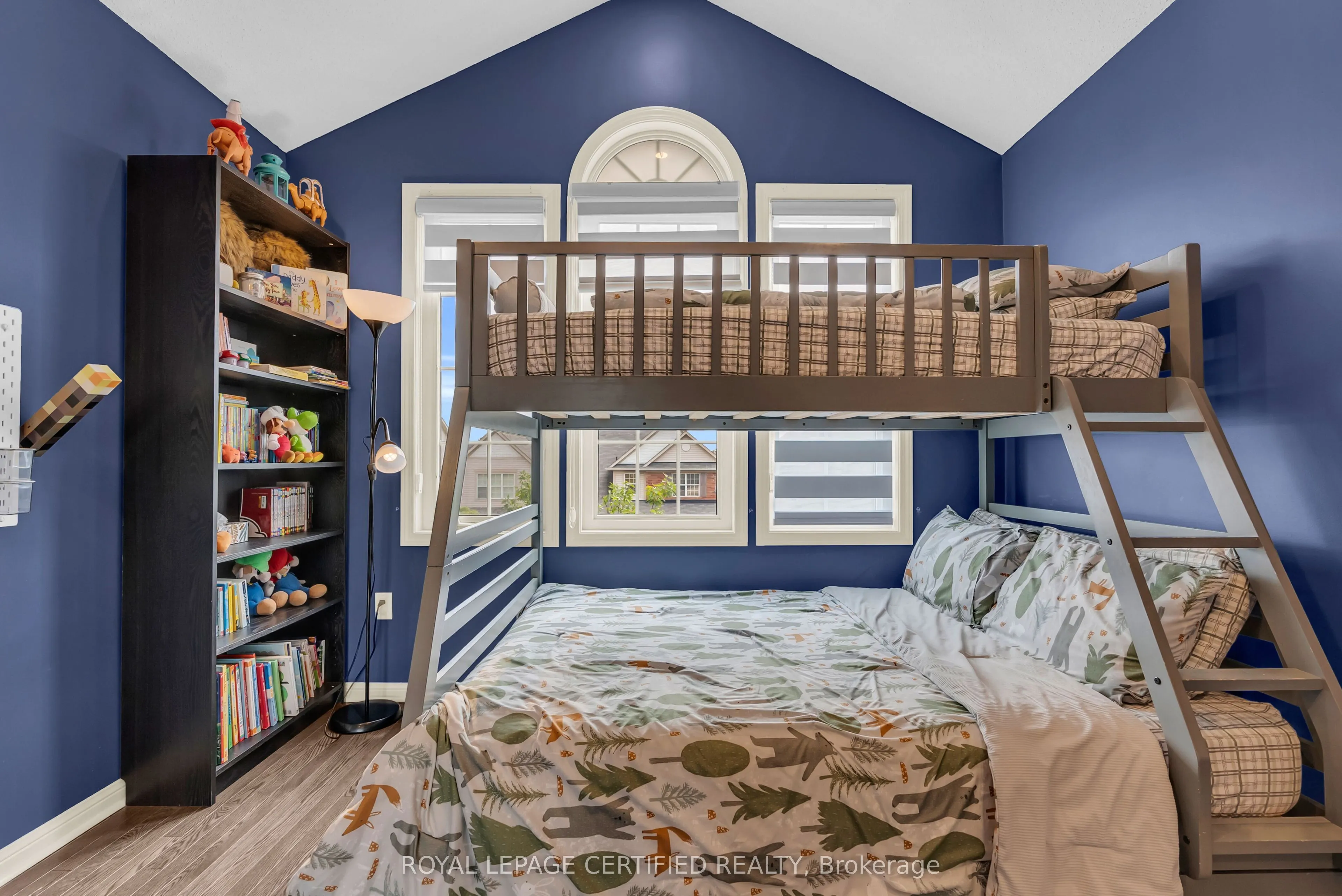 921 Hepburn Road