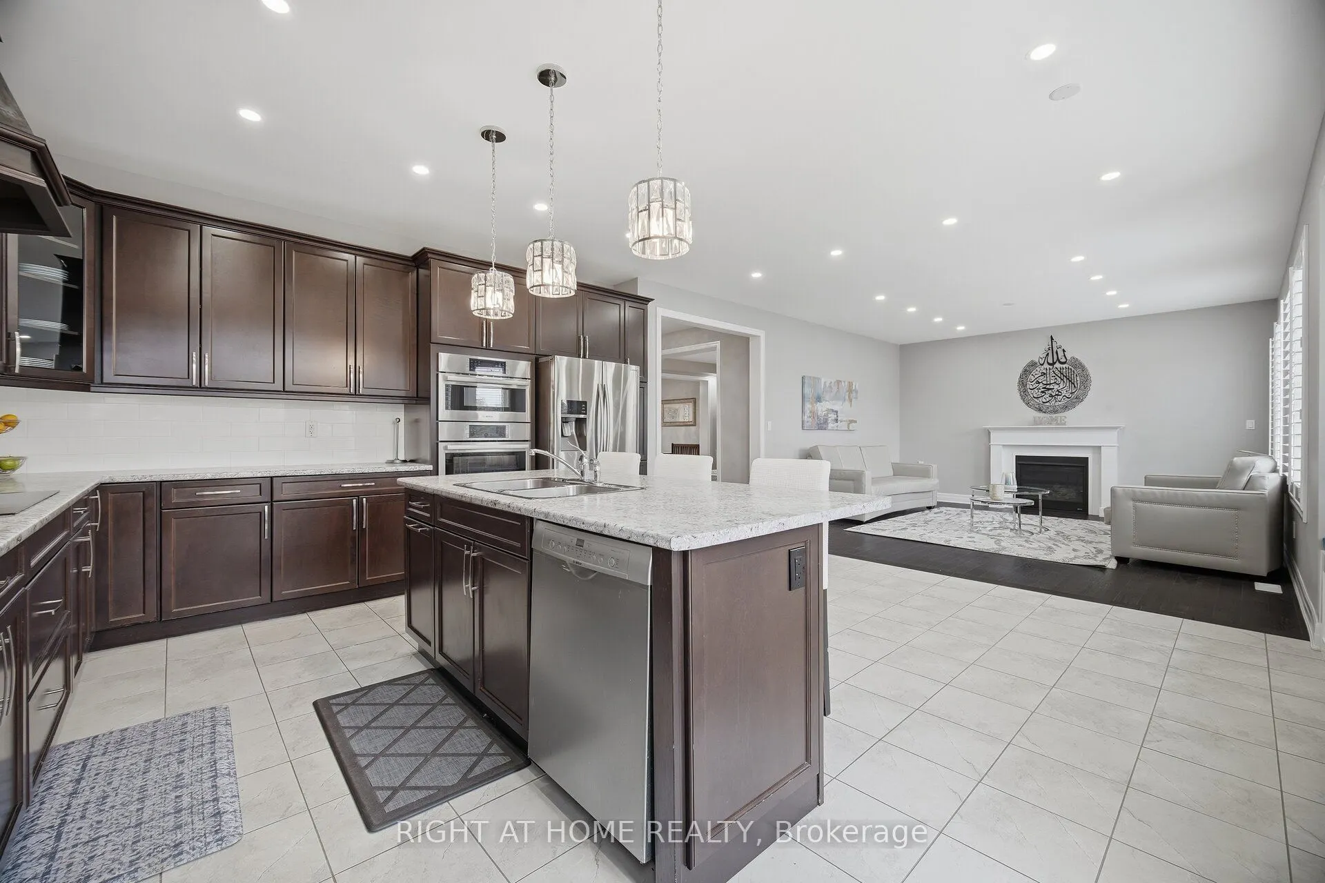 1444 Connaught Terrace