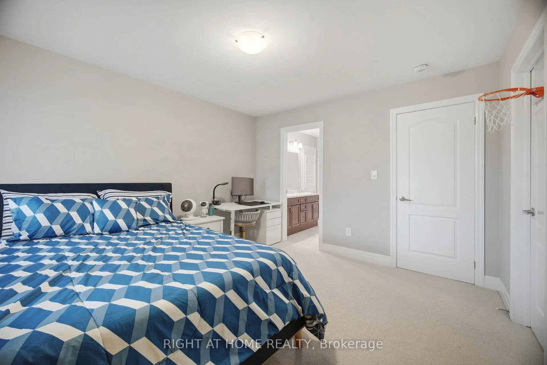 1444 Connaught Terrace