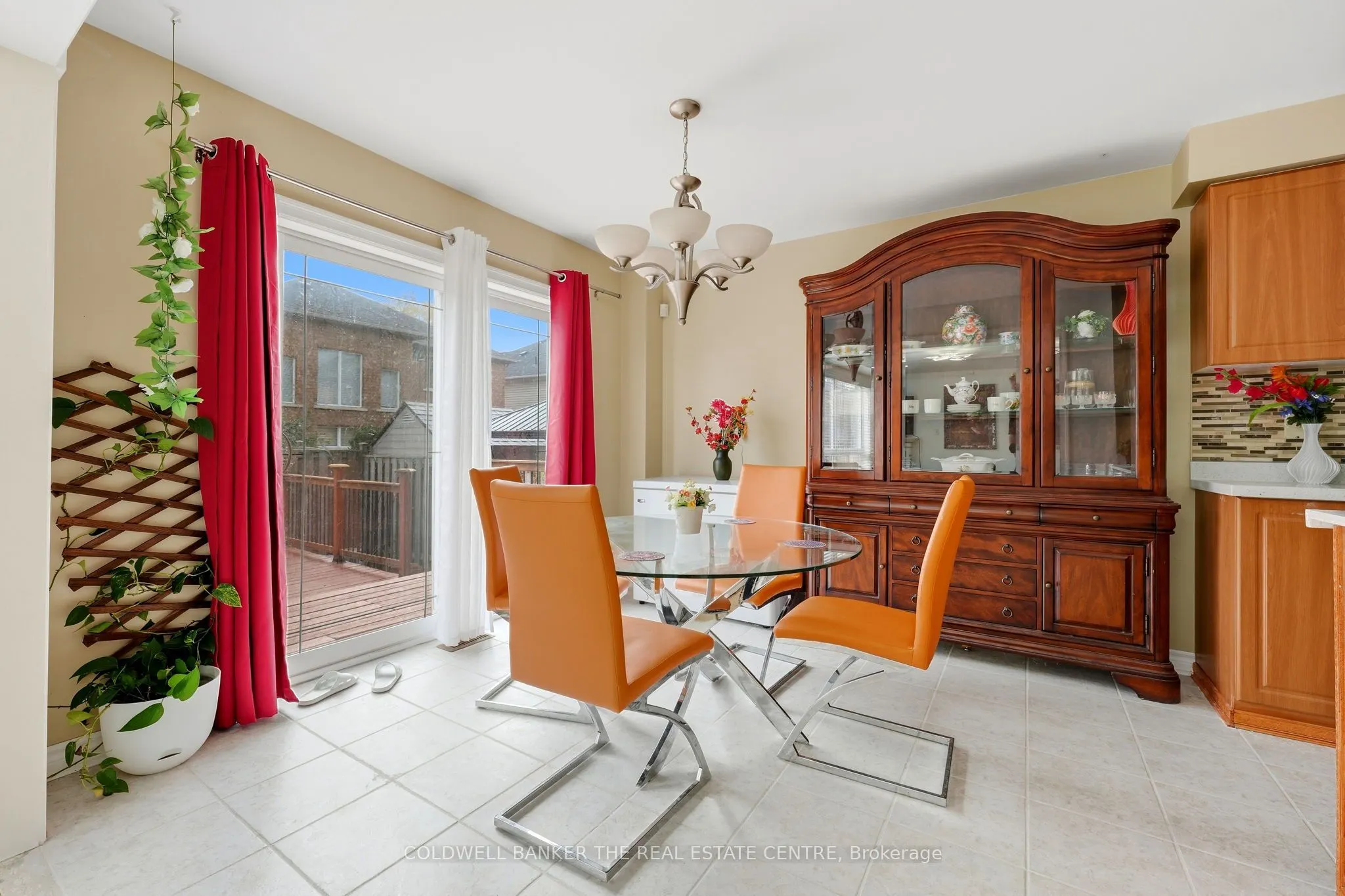 15 Charleswood Circle