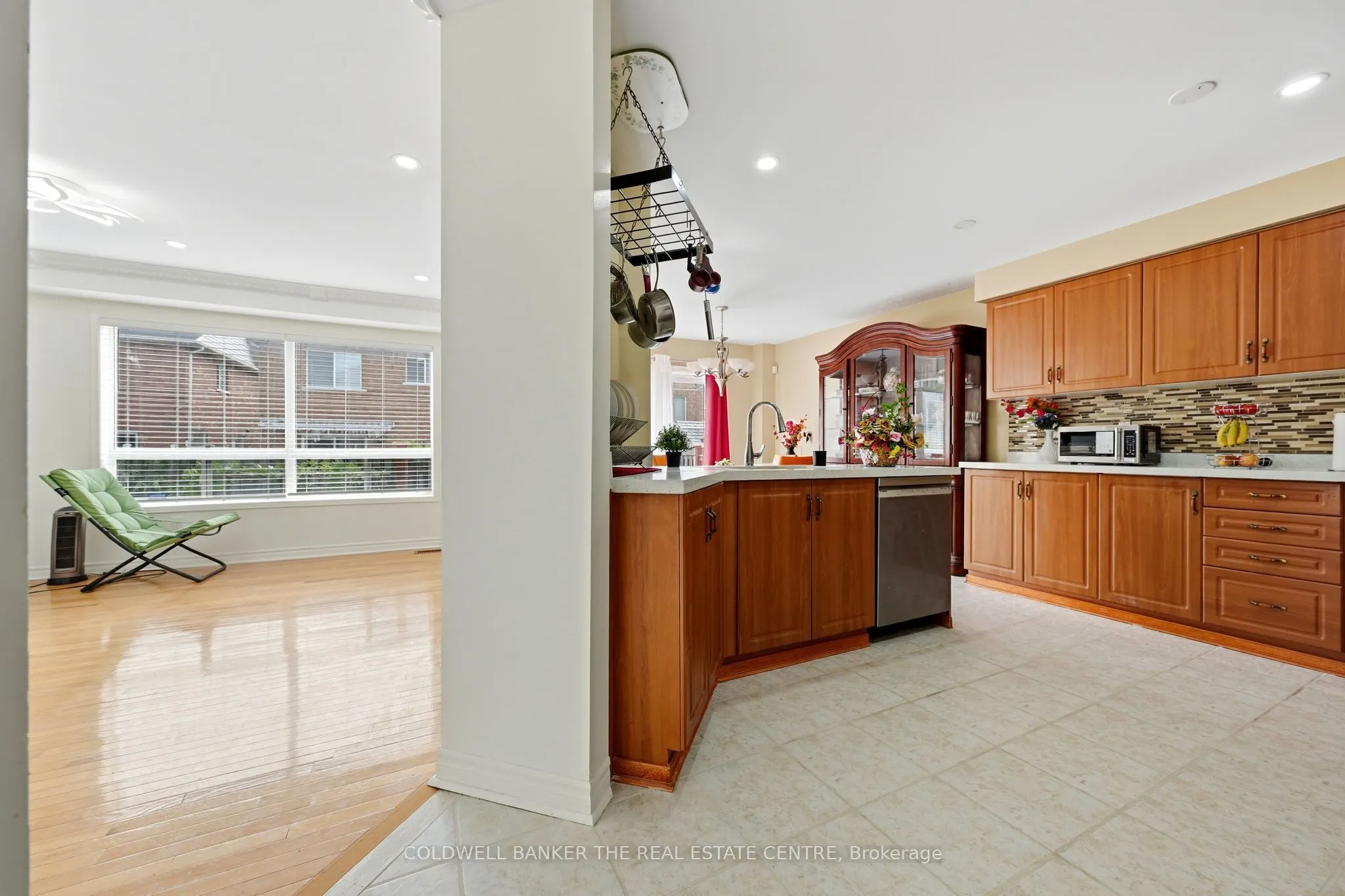 15 Charleswood Circle