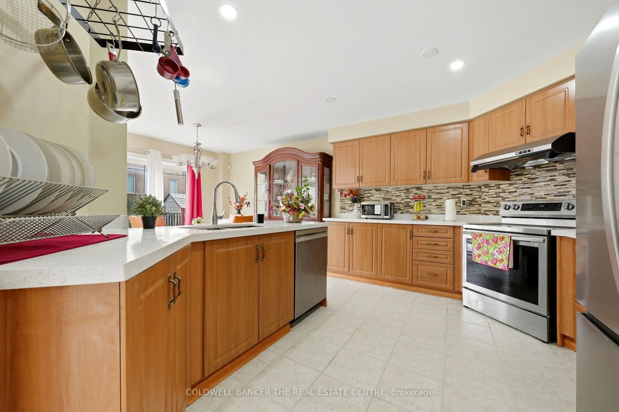 15 Charleswood Circle