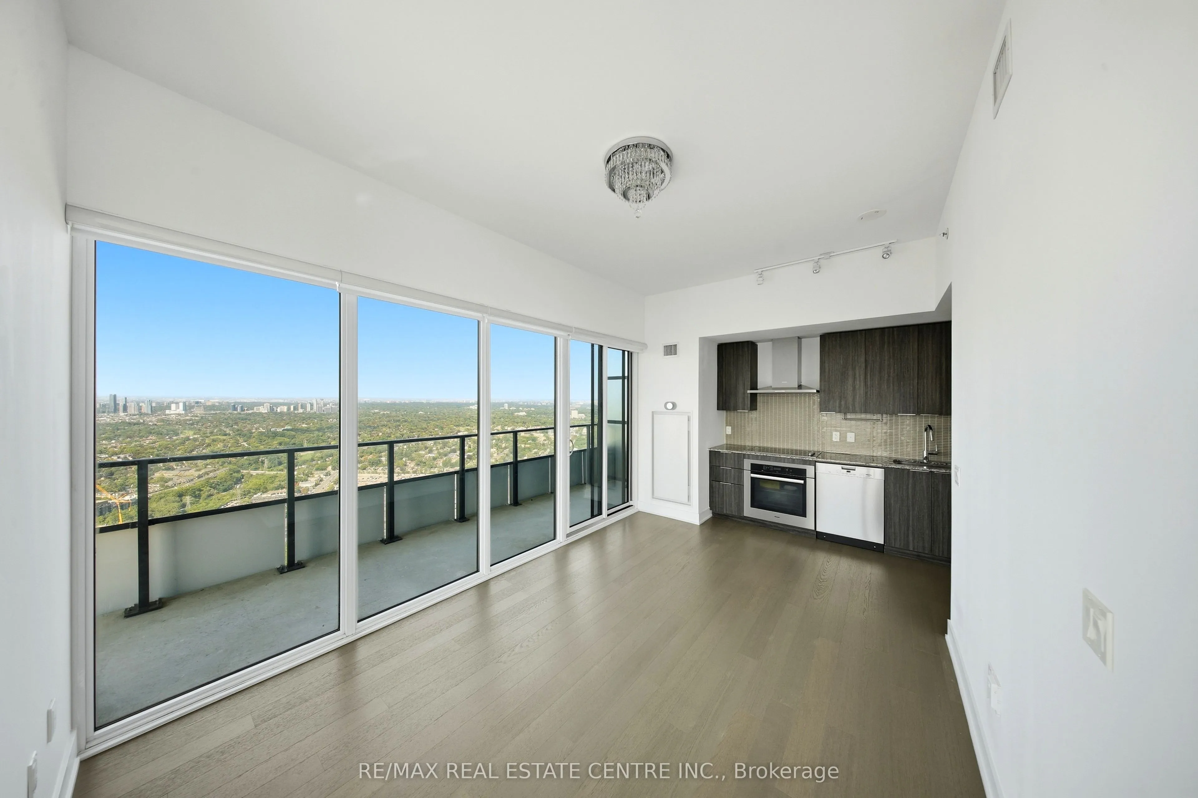 30 Shore Breeze Drive #6110