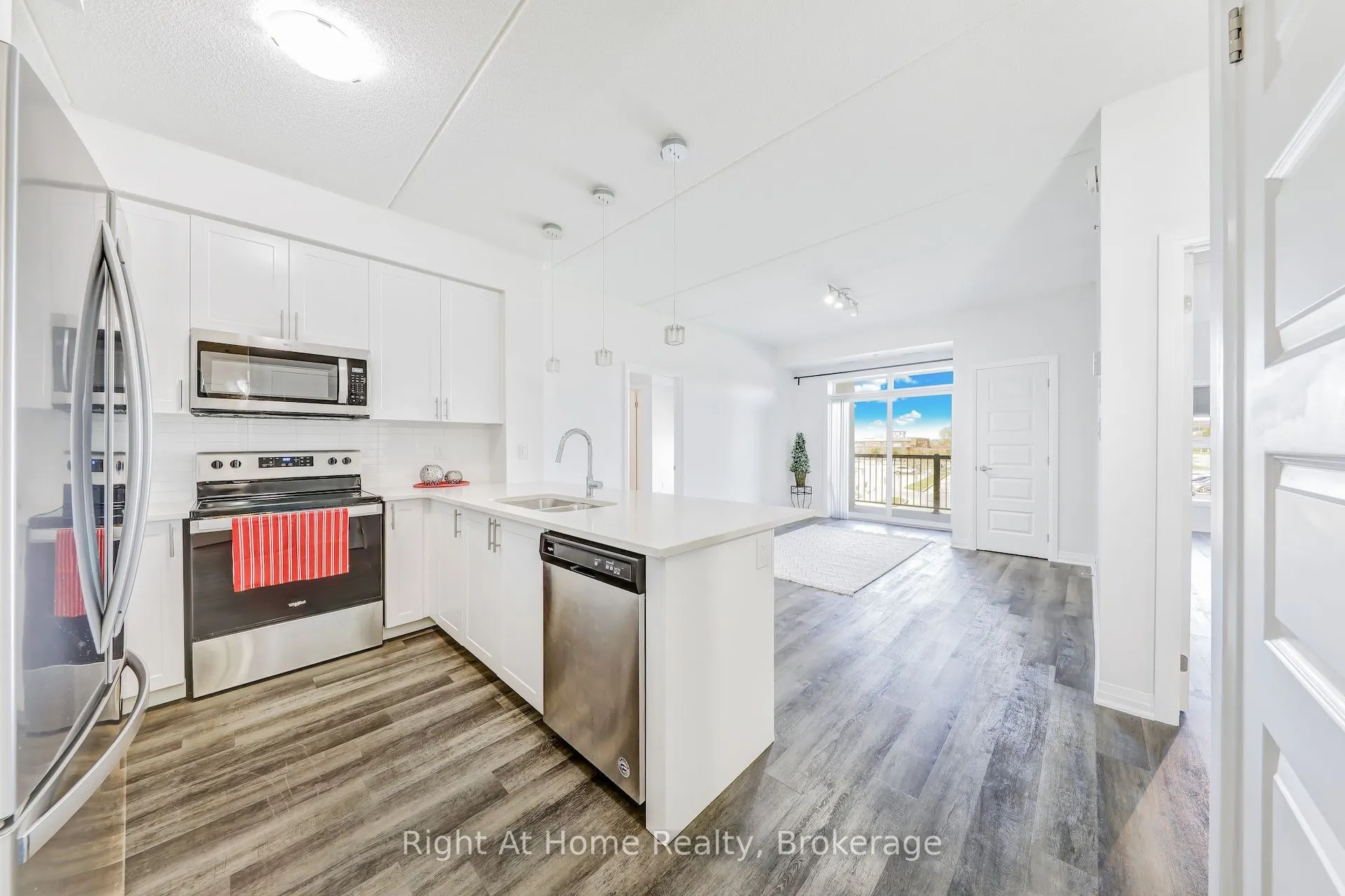 610 Farmstead Drive #307