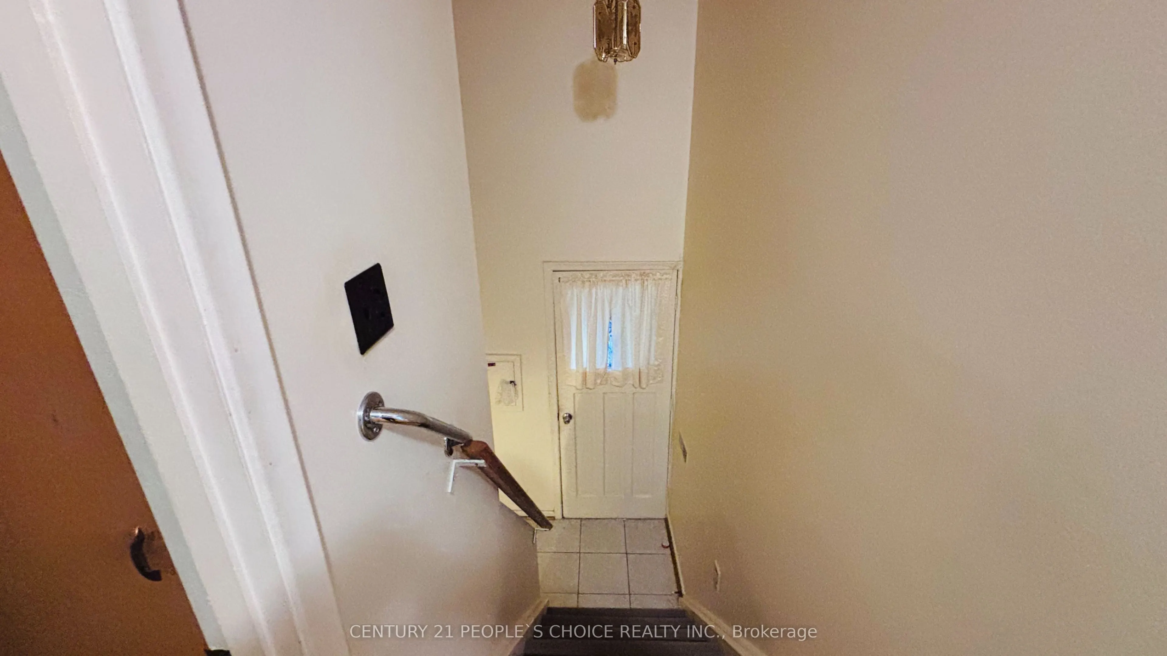 2555 Chalkwell Close