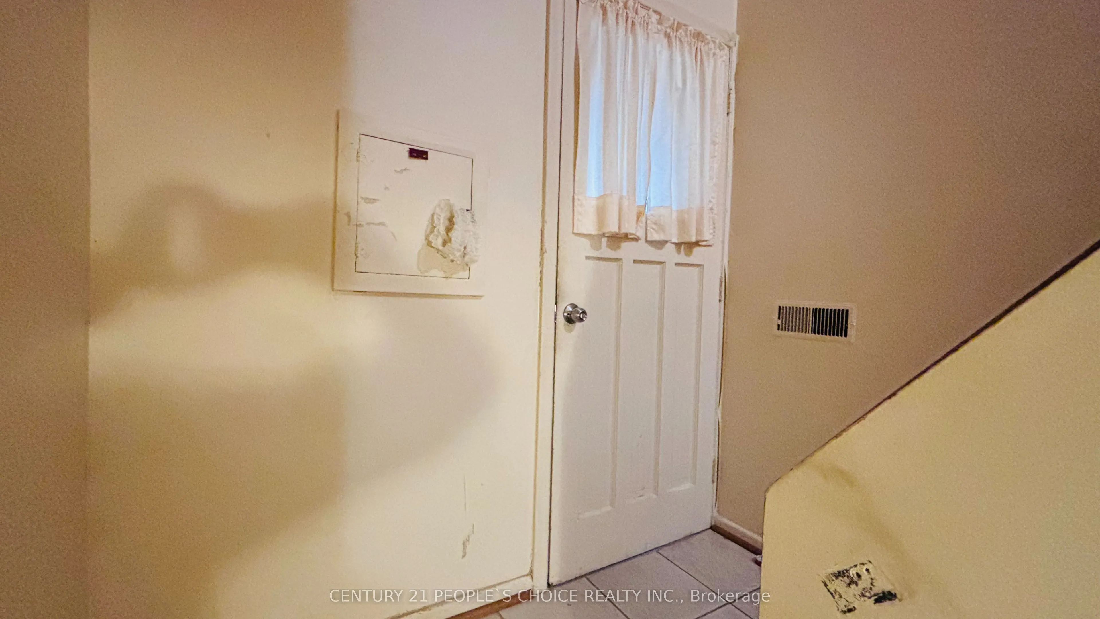 2555 Chalkwell Close