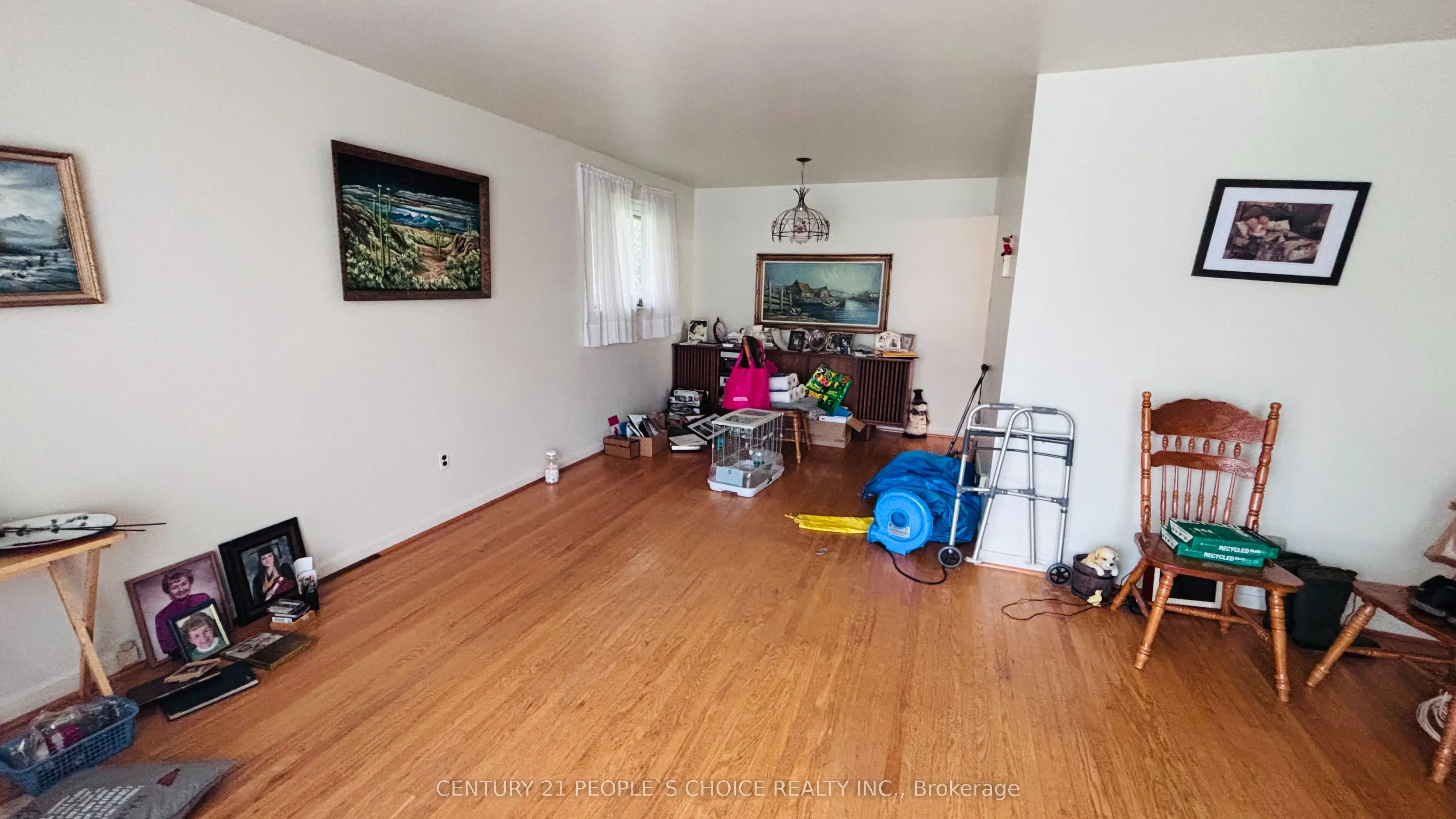 2555 Chalkwell Close