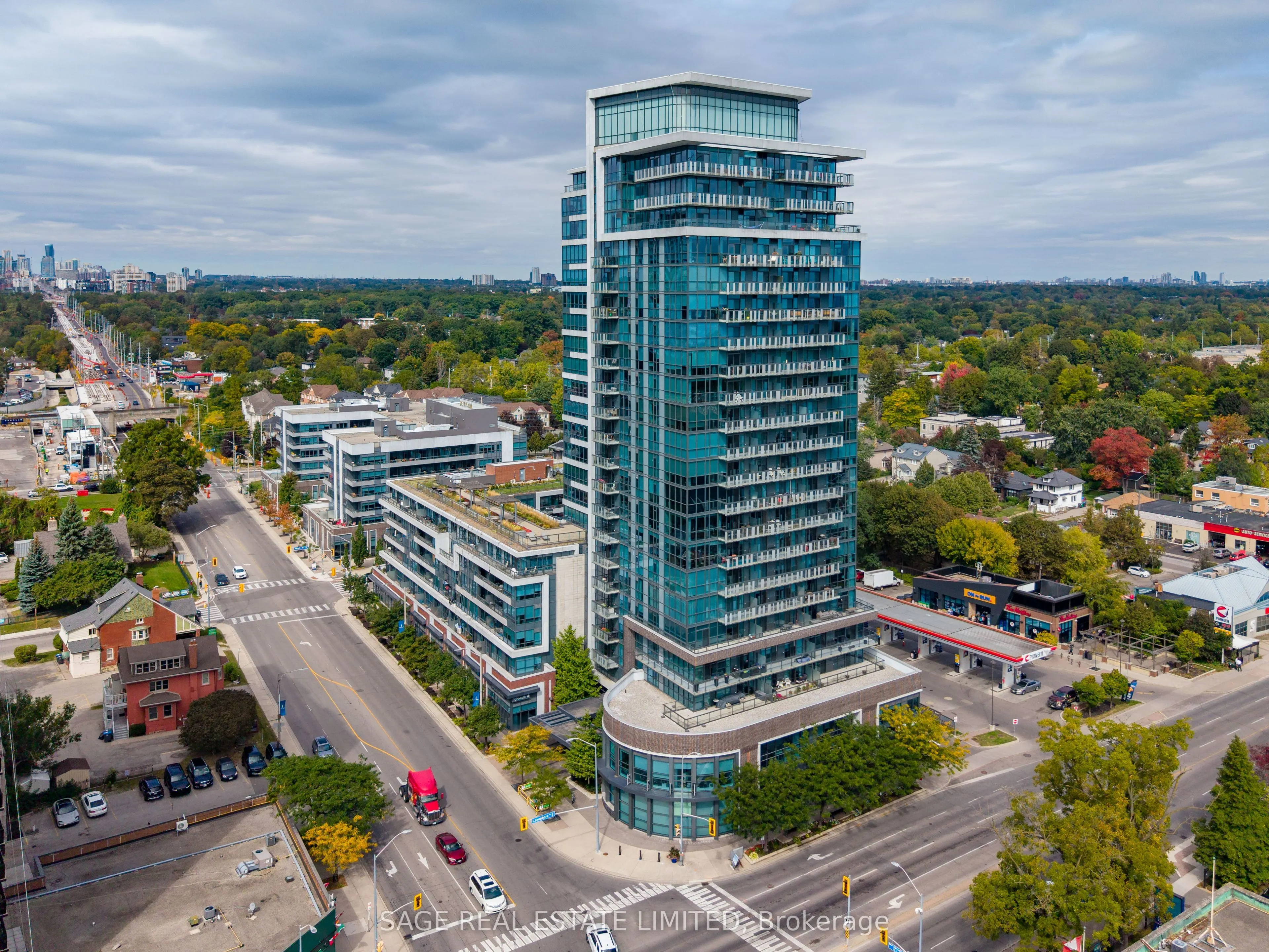 1 Hurontario Street #202