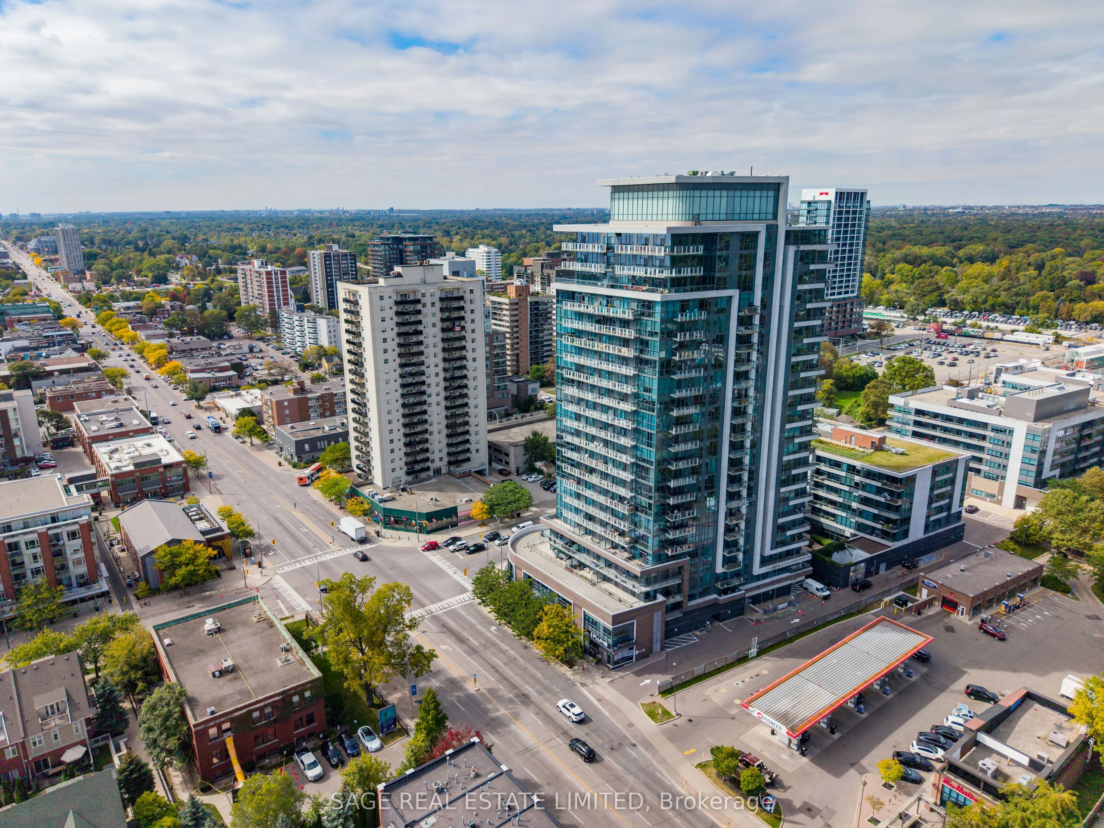 1 Hurontario Street #202
