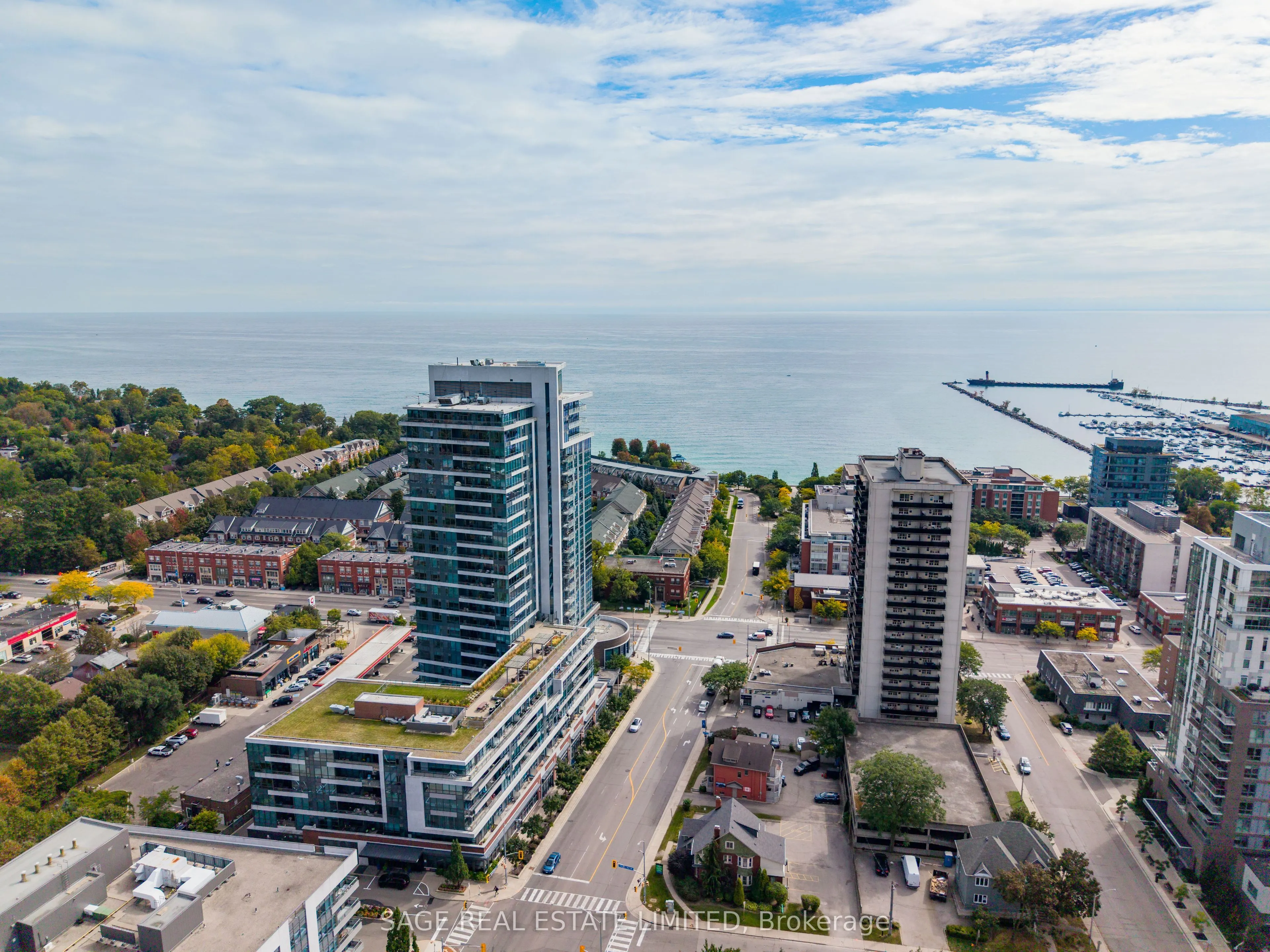 1 Hurontario Street #202