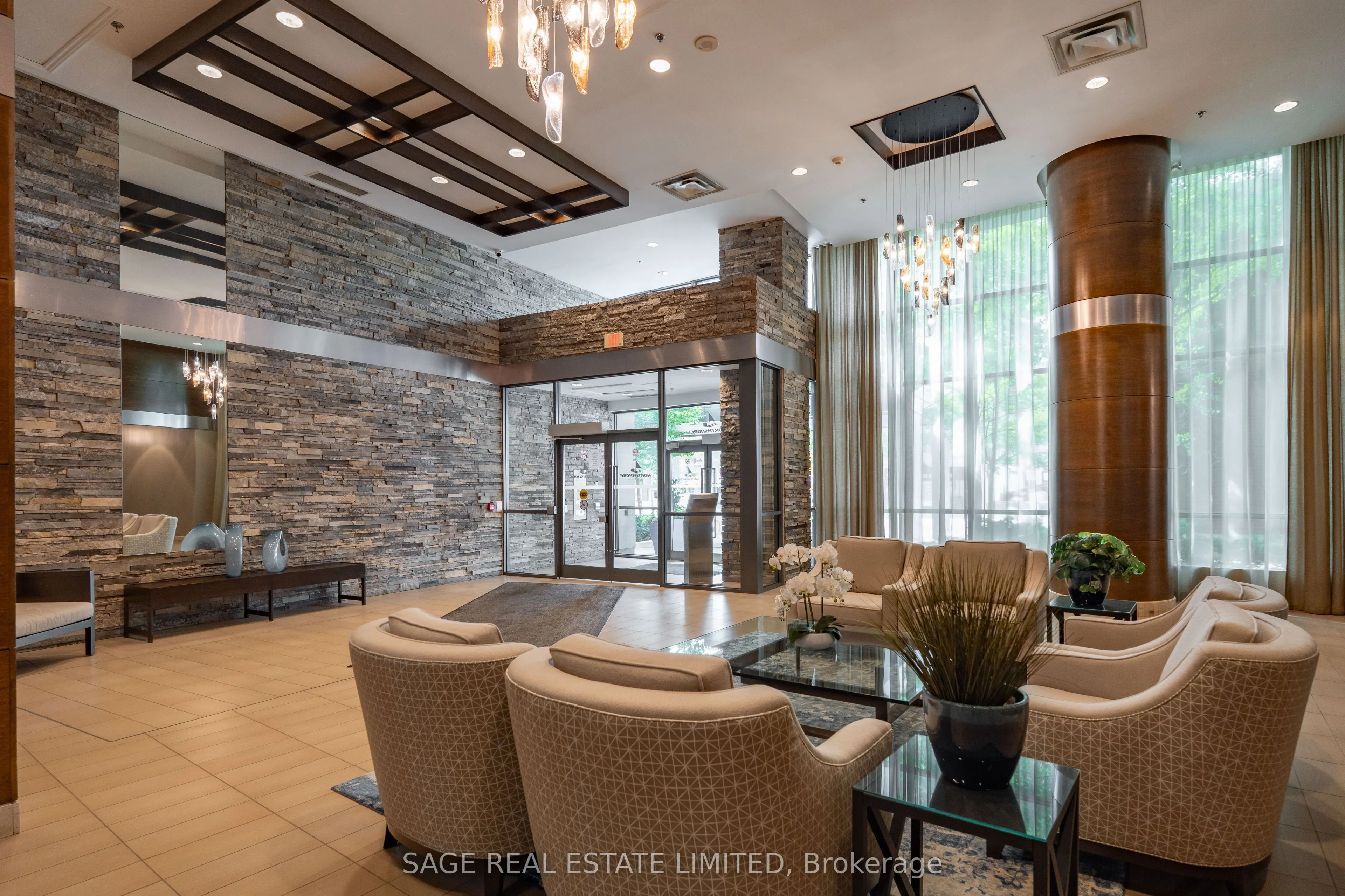 1 Hurontario Street #202