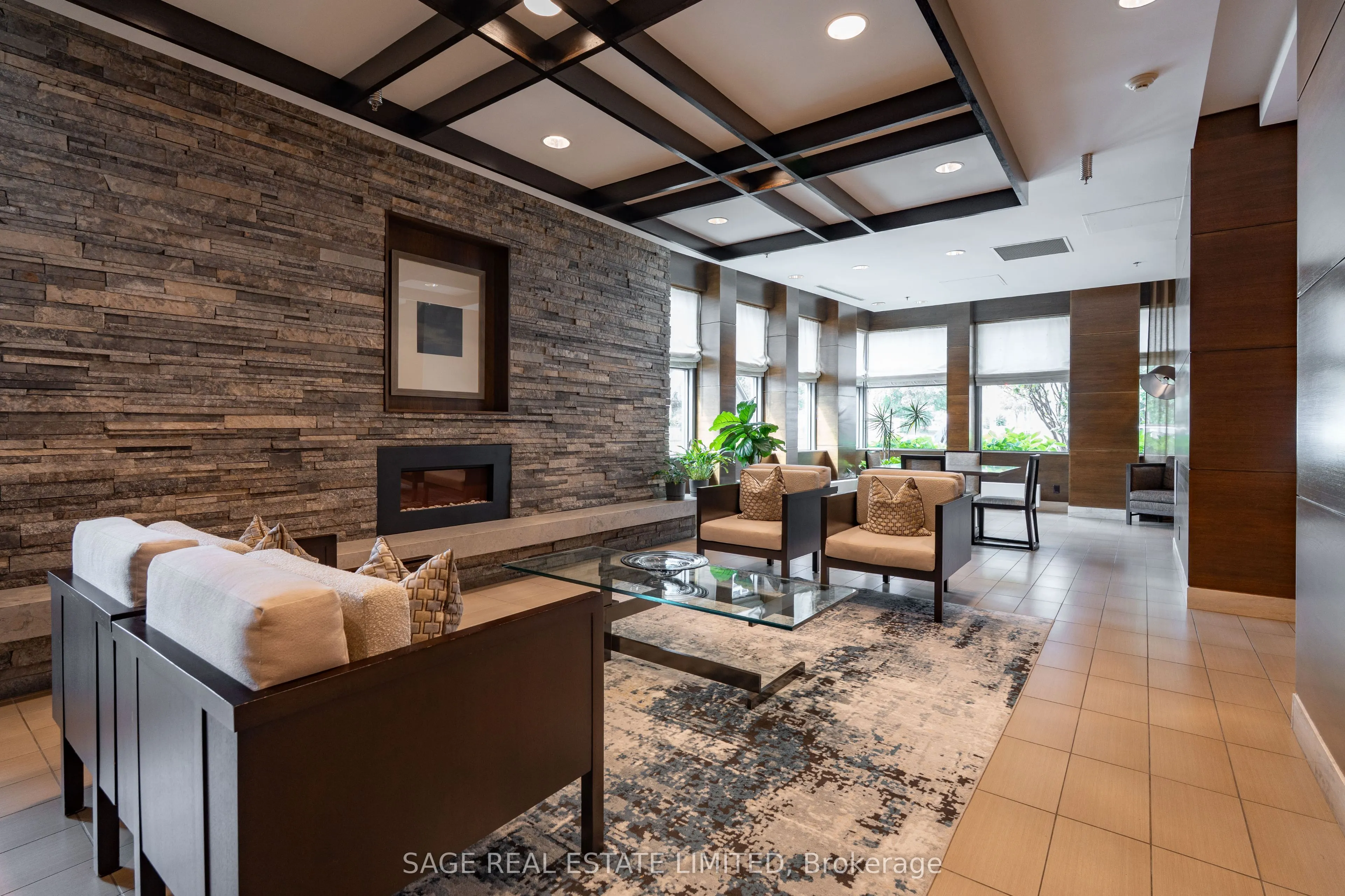 1 Hurontario Street #202