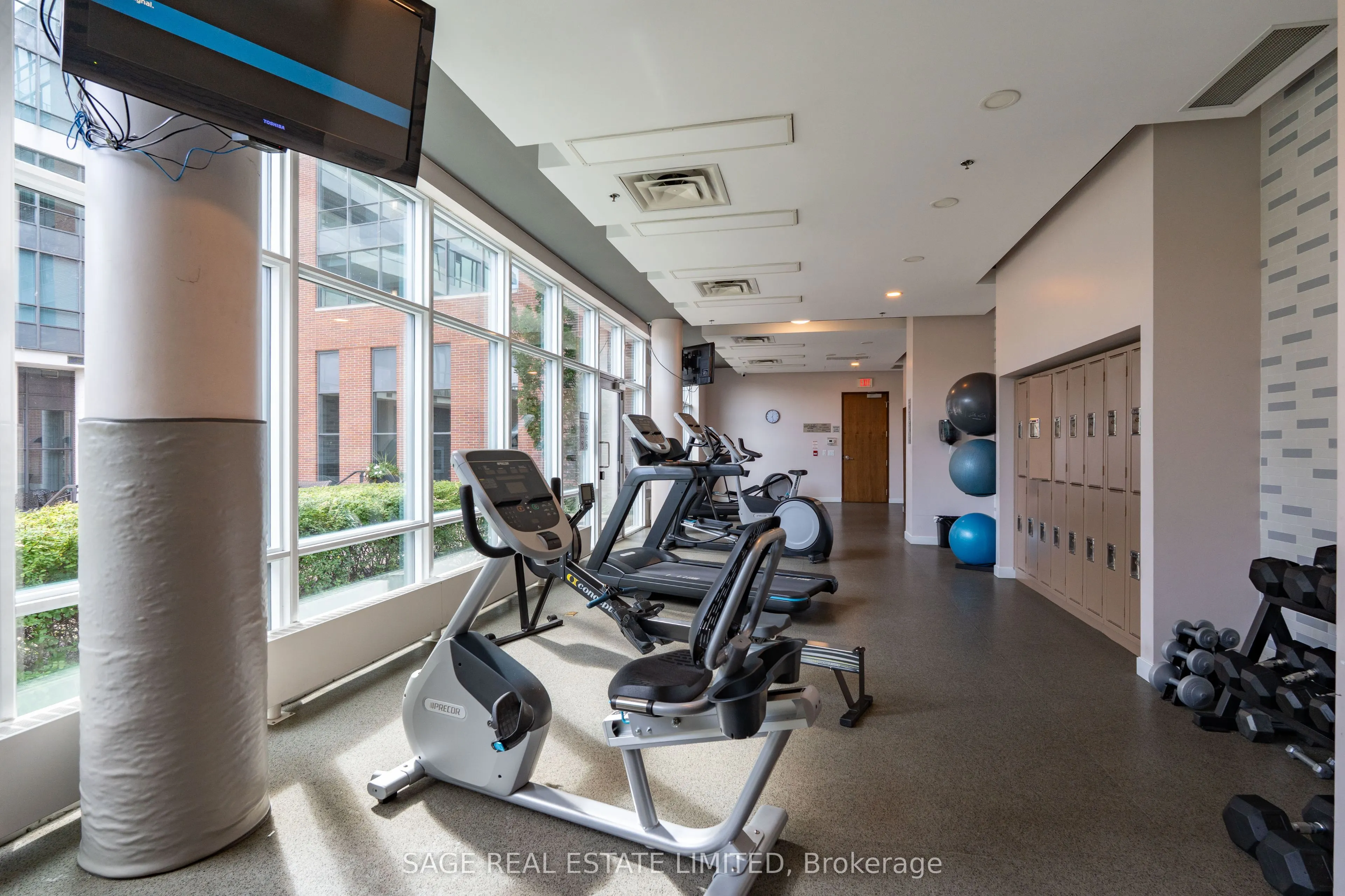 1 Hurontario Street #202
