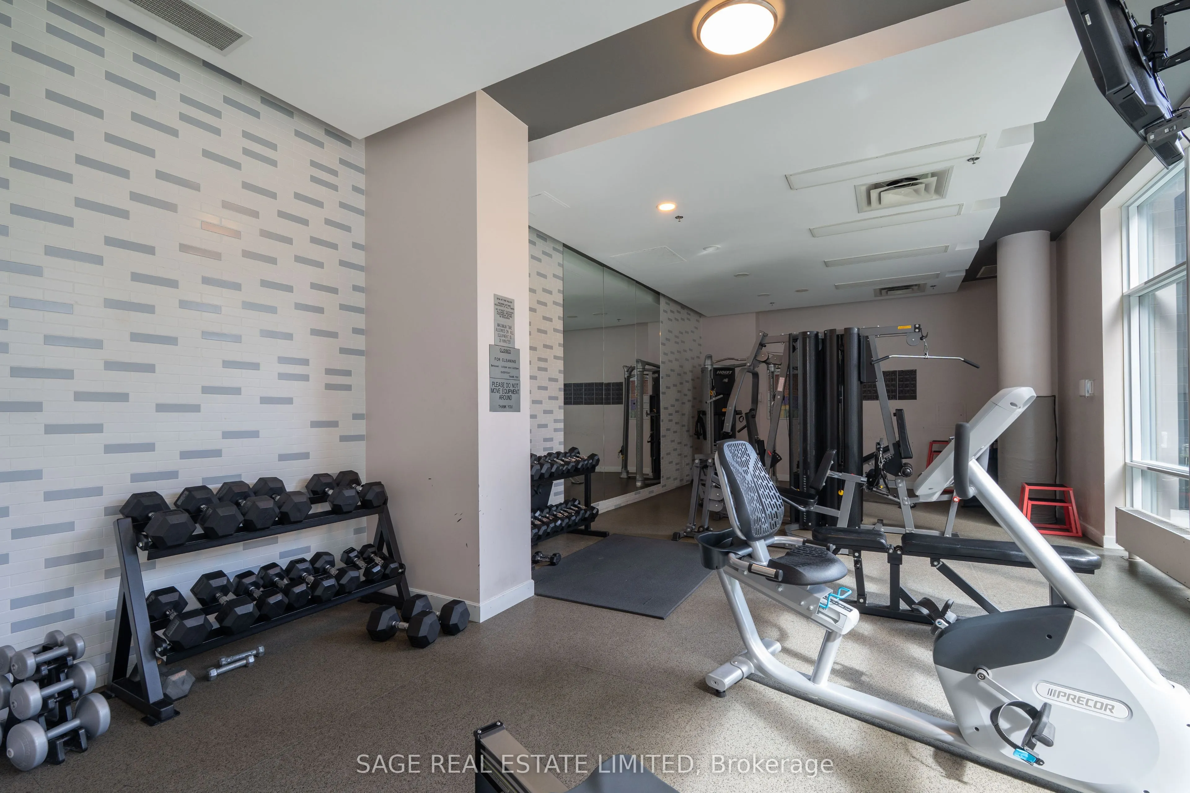 1 Hurontario Street #202