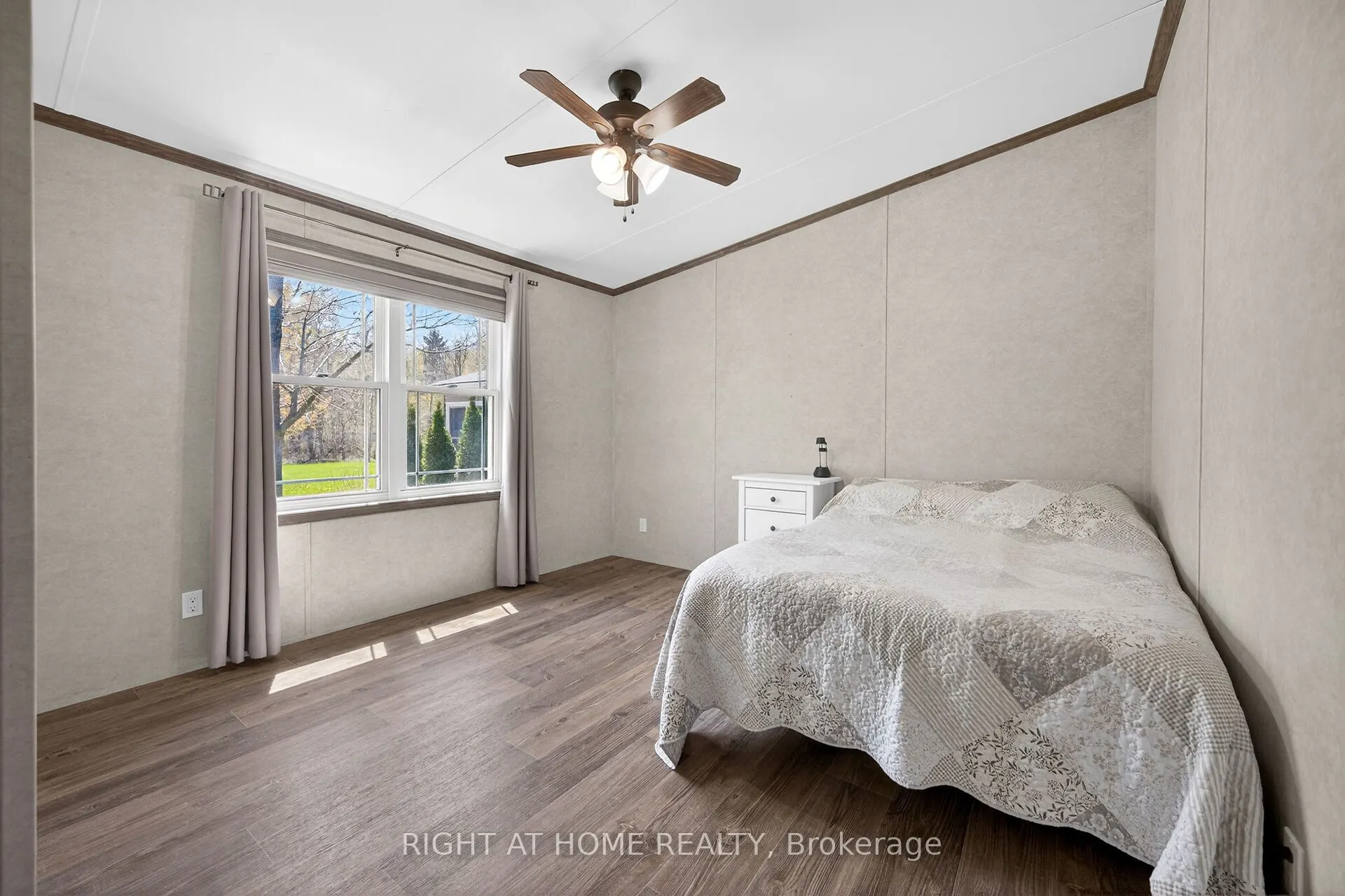 4449 Milburough Line #5 Beech Street