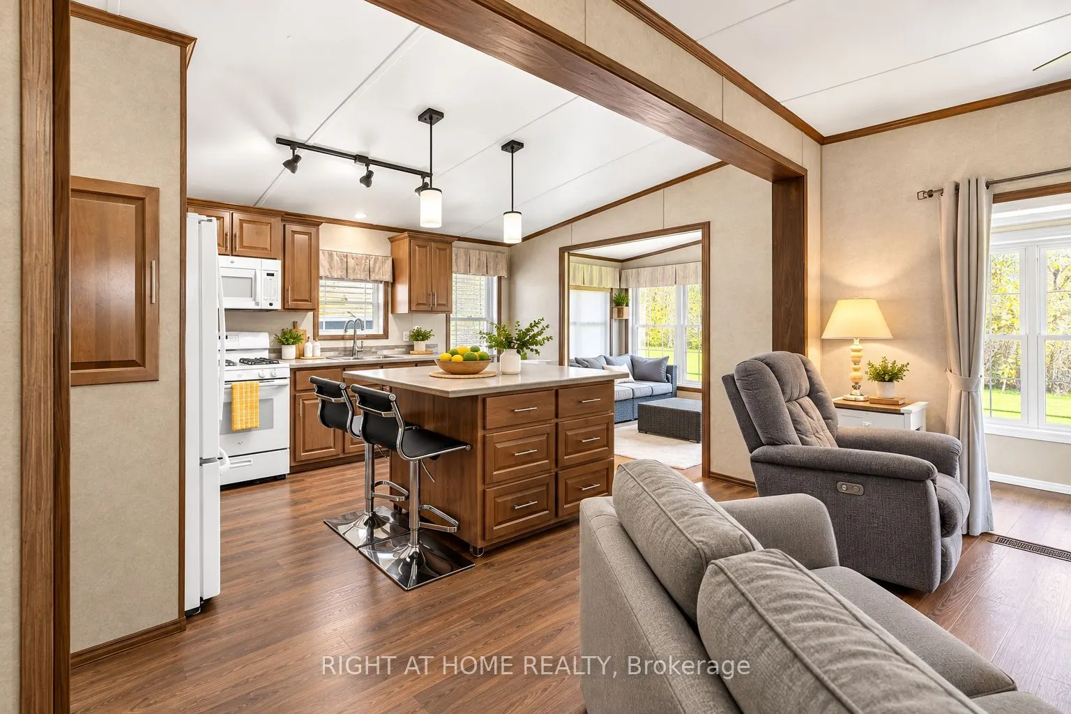 4449 Milburough Line #5 Beech Street