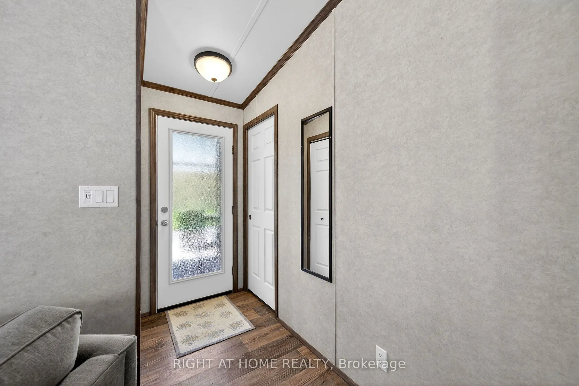 4449 Milburough Line #5 Beech Street