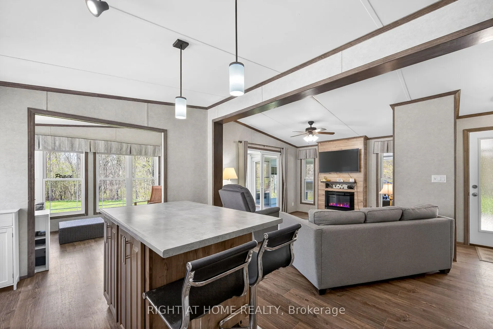 4449 Milburough Line #5 Beech Street
