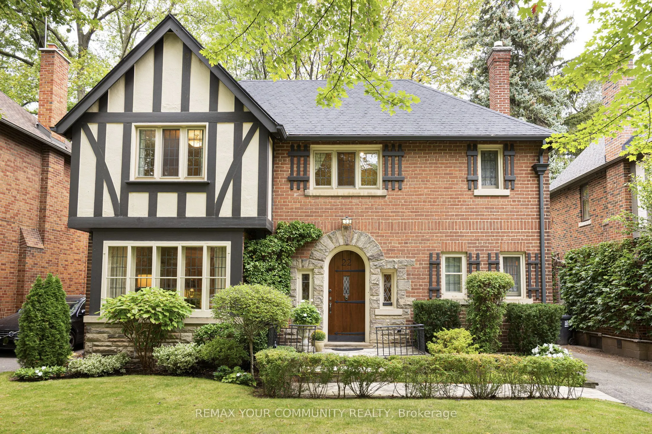 22 Belvedere Boulevard