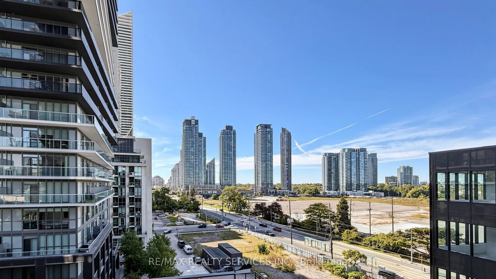 38 Annie Craig Drive #707