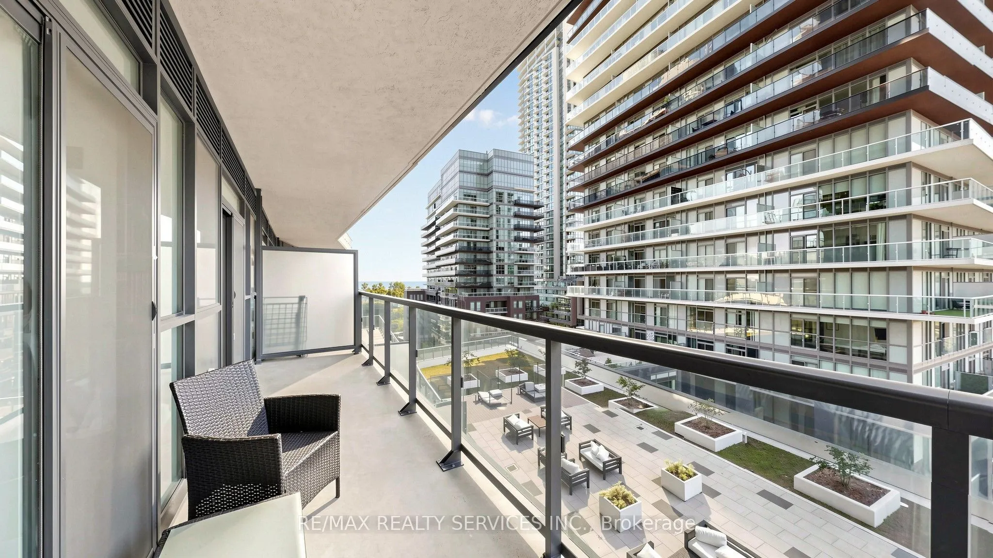 38 Annie Craig Drive #707