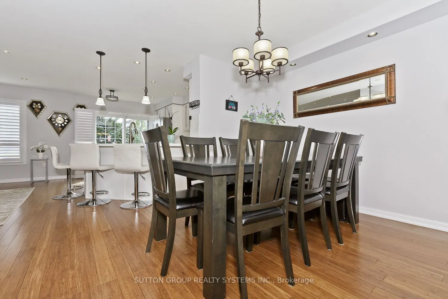 777 Shortreed Crescent