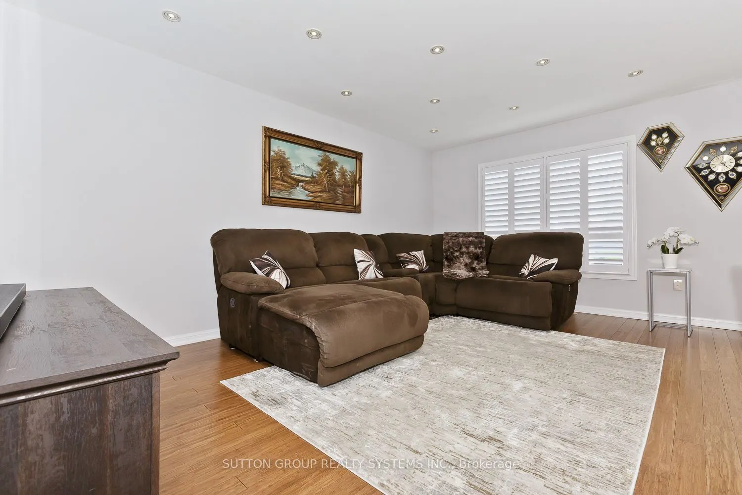 777 Shortreed Crescent