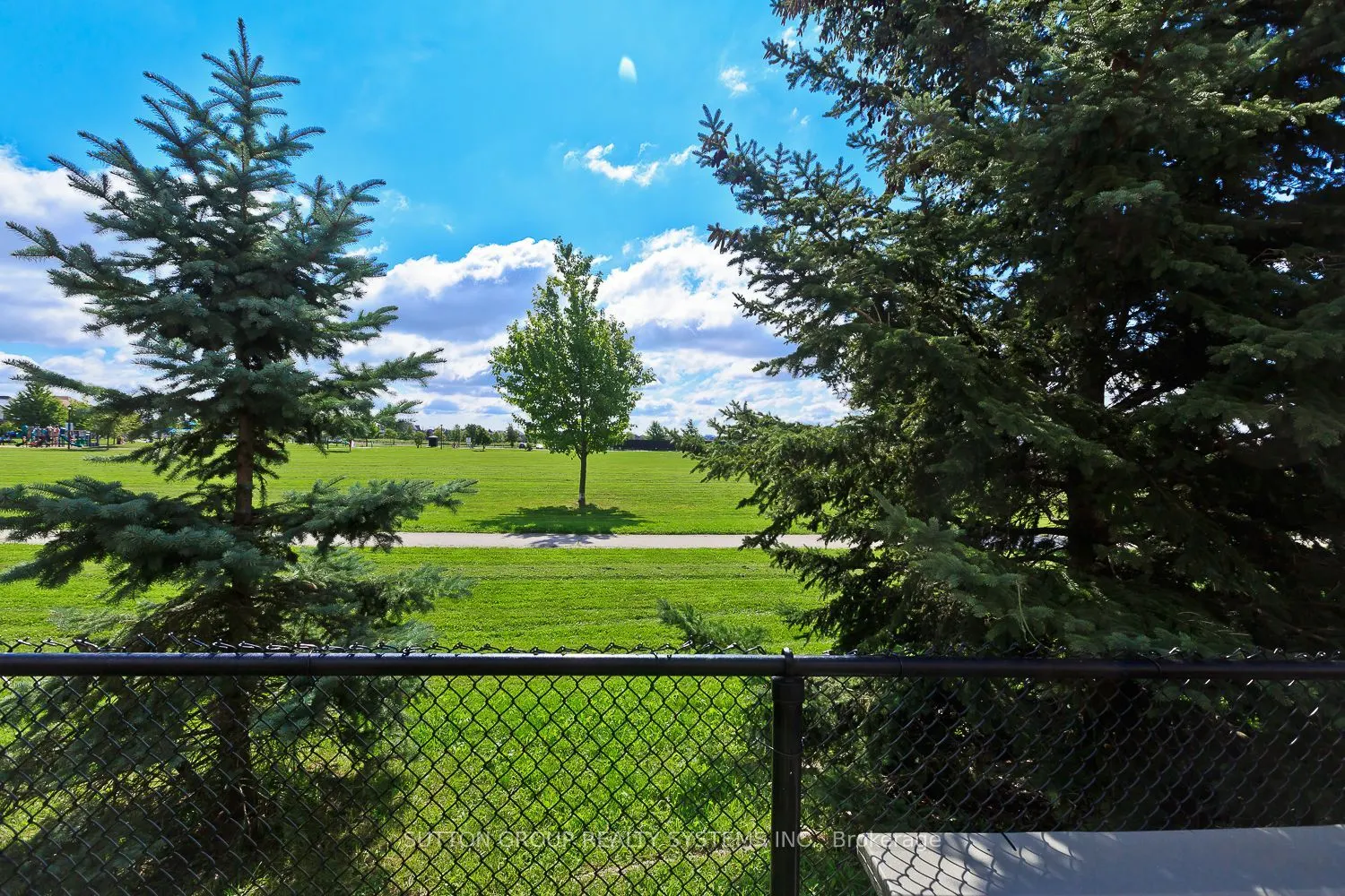 777 Shortreed Crescent