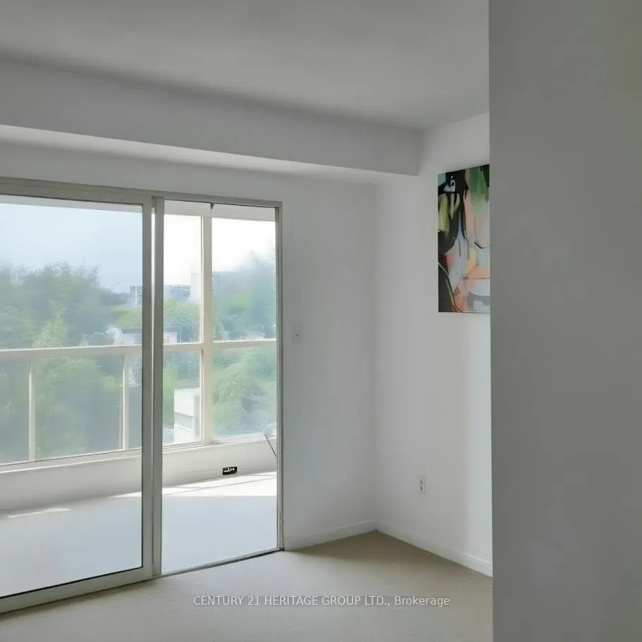 2267 Lakeshore Boulevard W #610