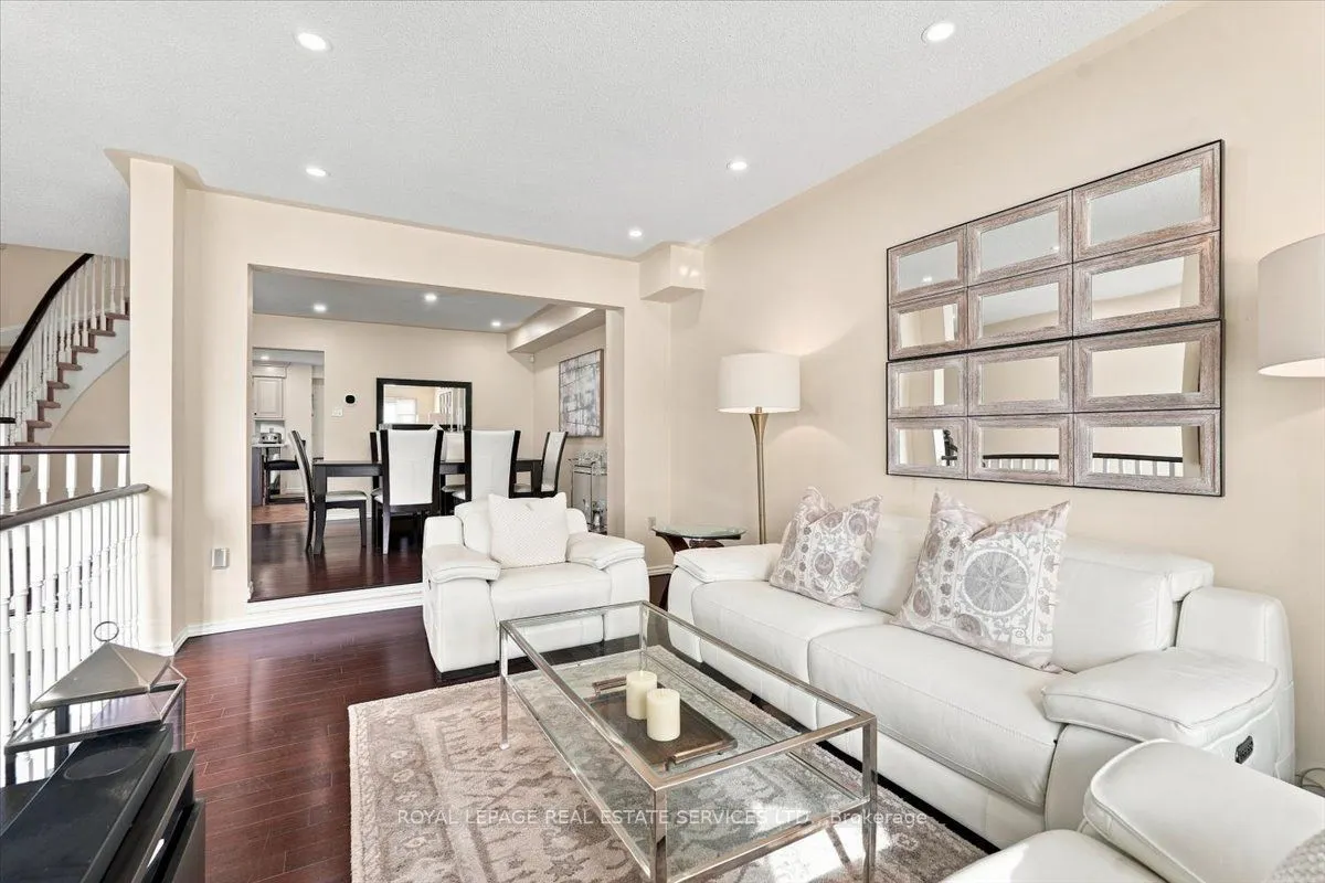 1199 LEEWOOD Drive