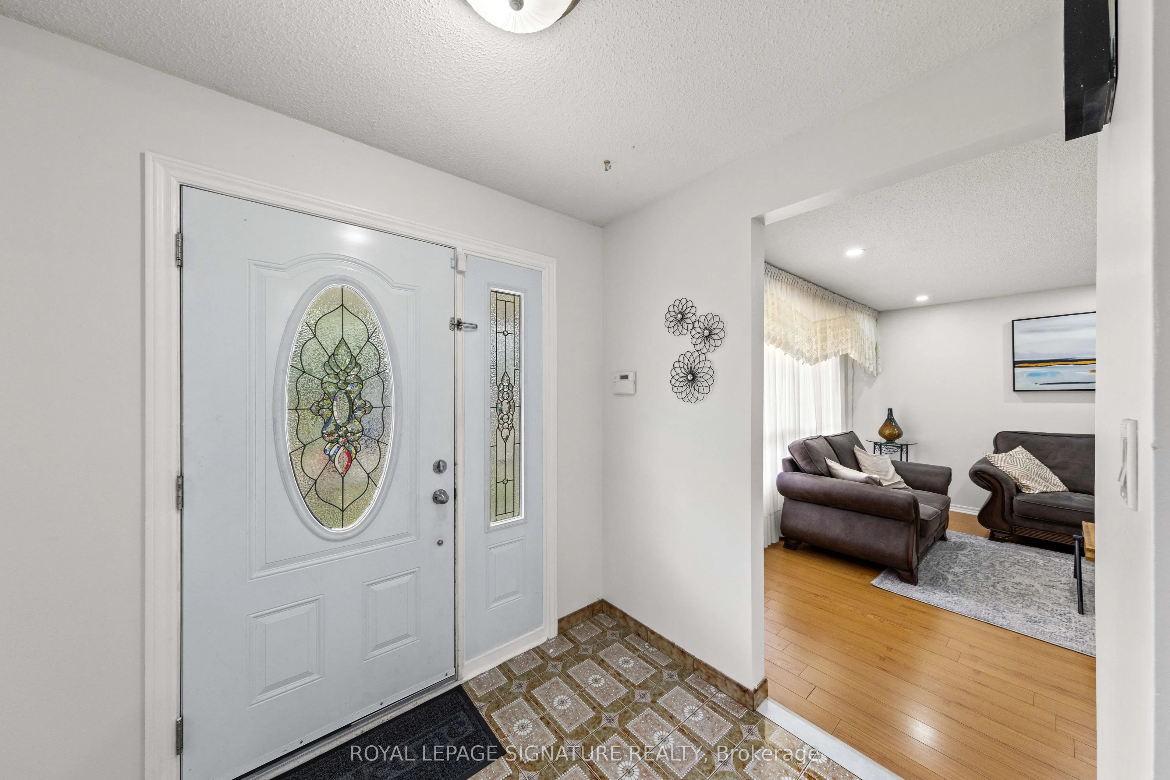 112 Kingswood Drive
