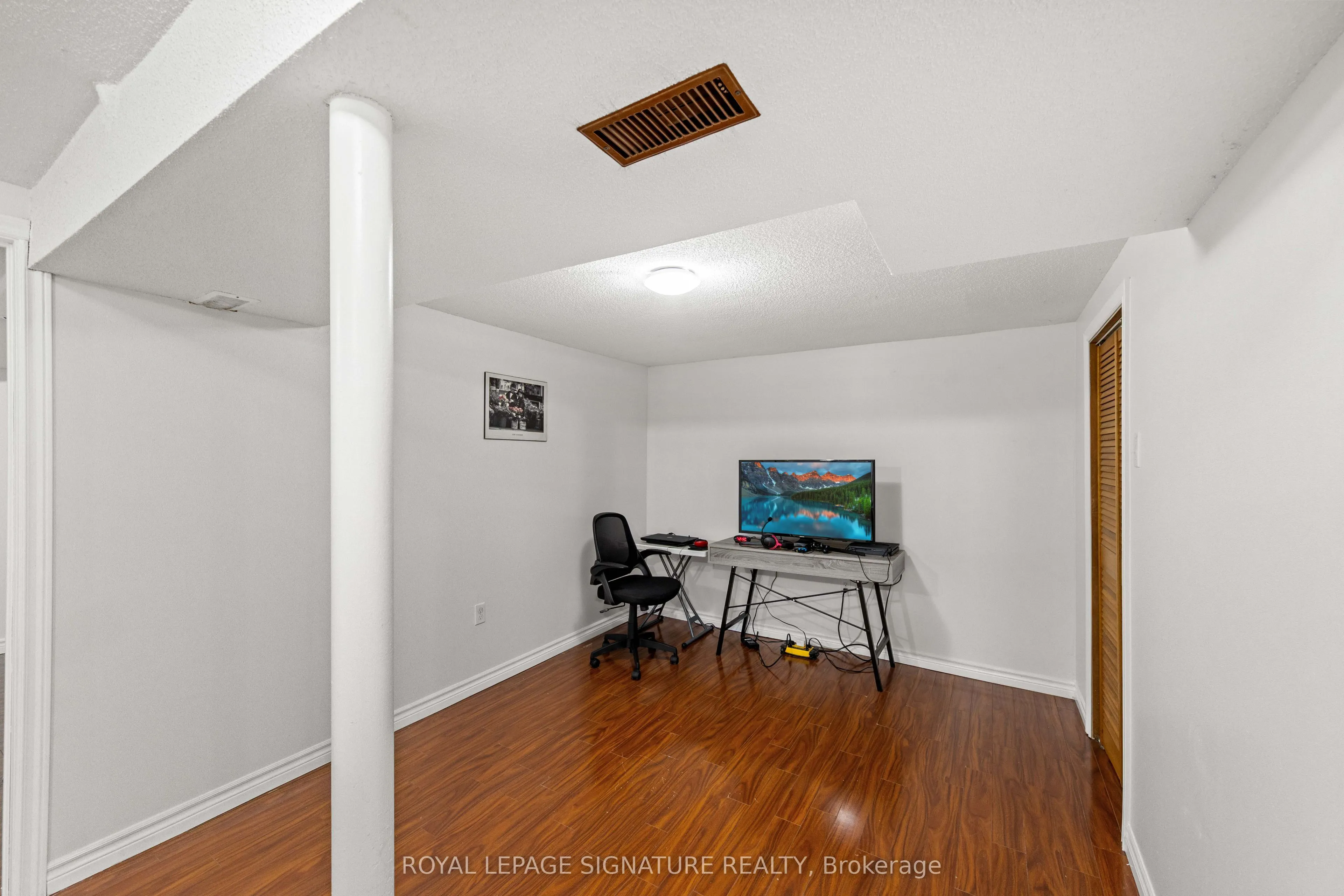 112 Kingswood Drive