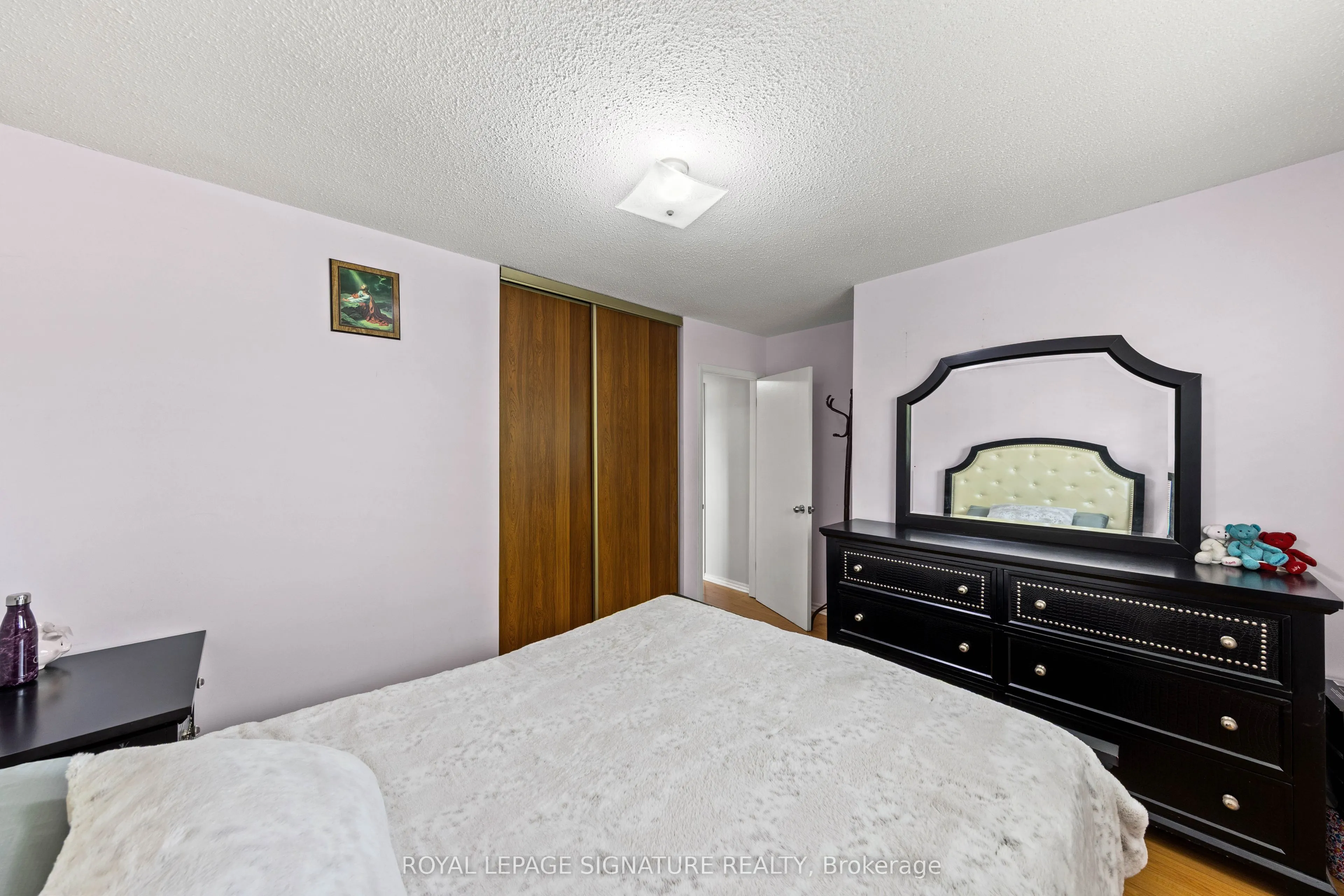 112 Kingswood Drive