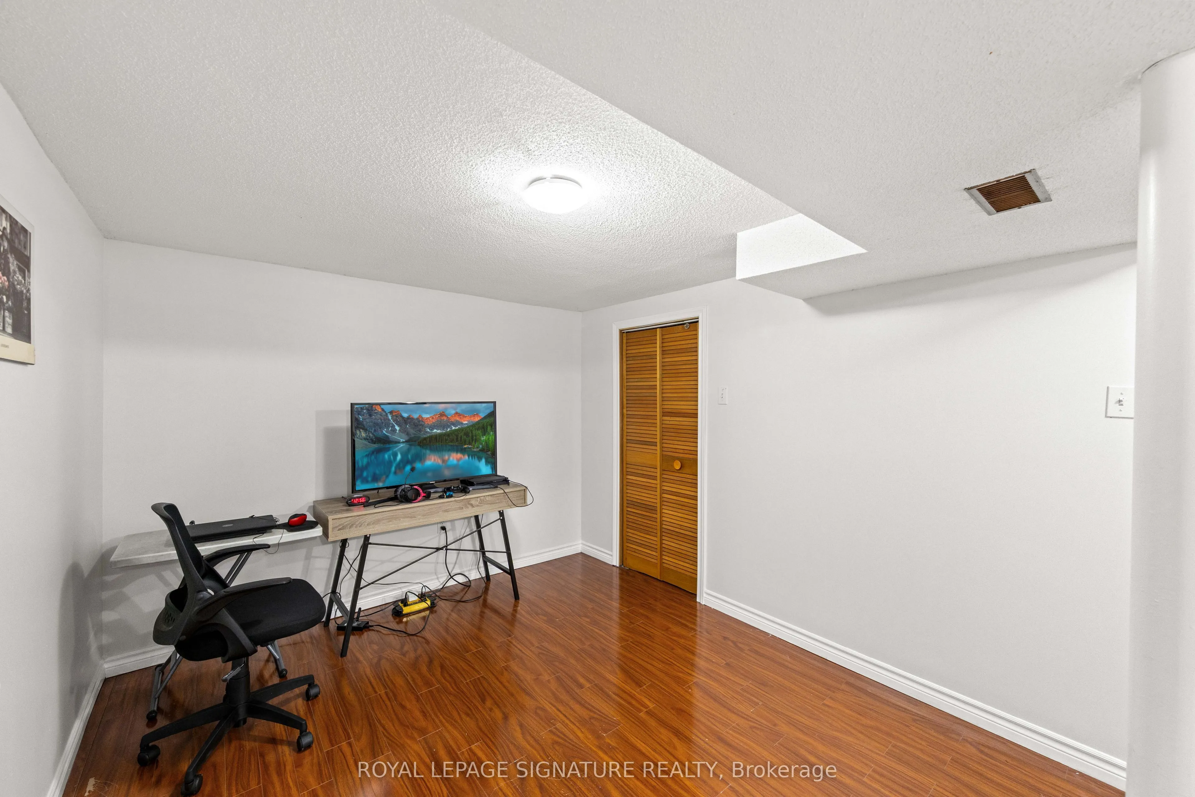 112 Kingswood Drive