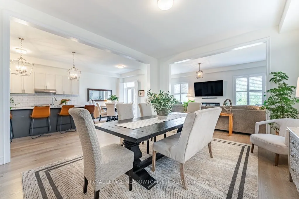 461 Parent Place
