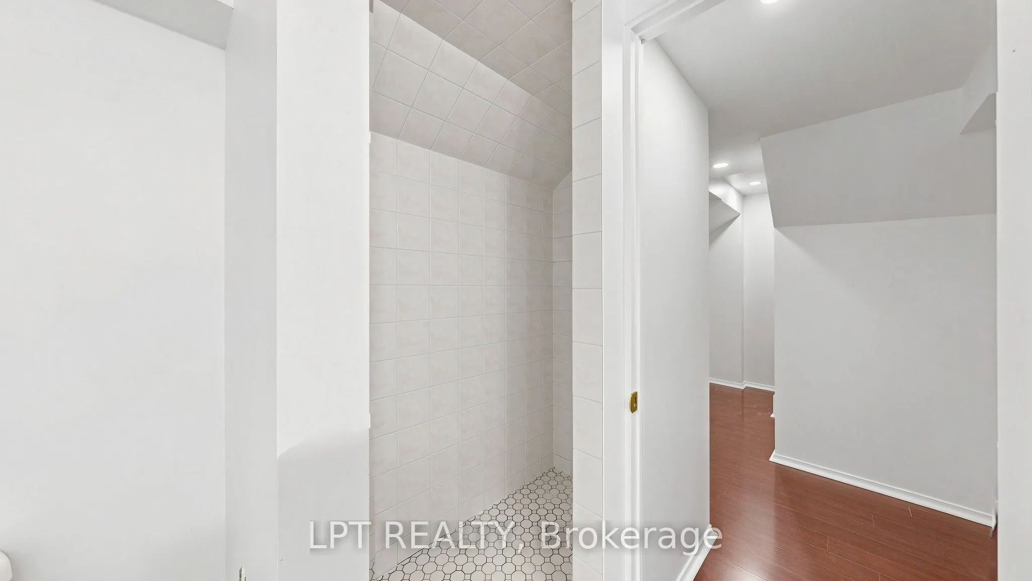 81 Shady Pine Circle