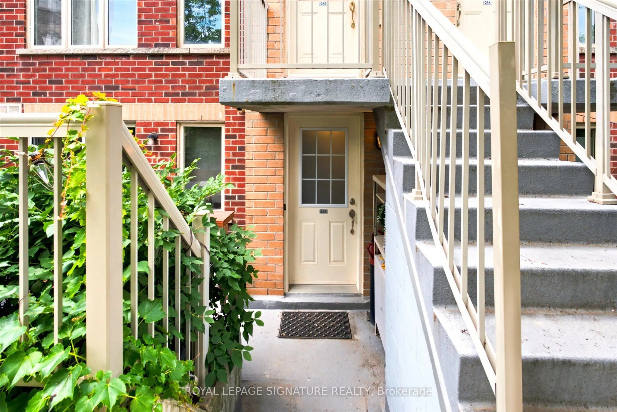 5 Elsie Lane #TH135
