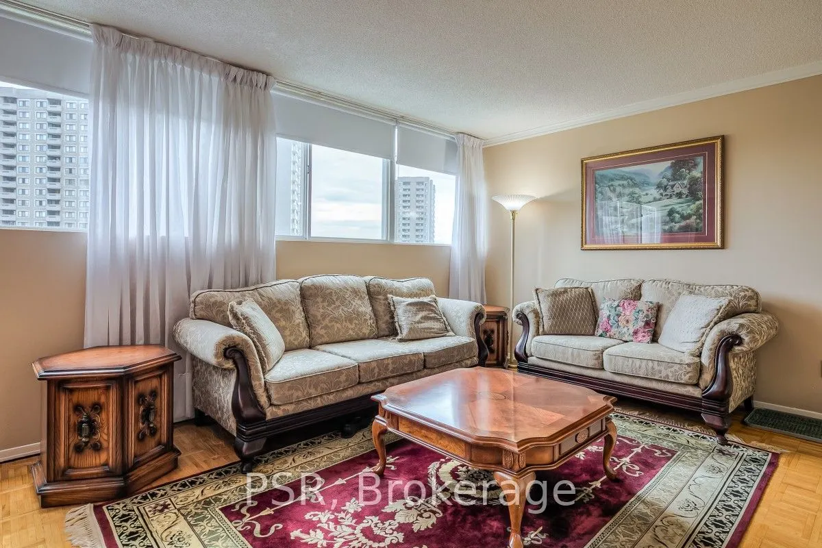 3695 Kaneff Crescent #612