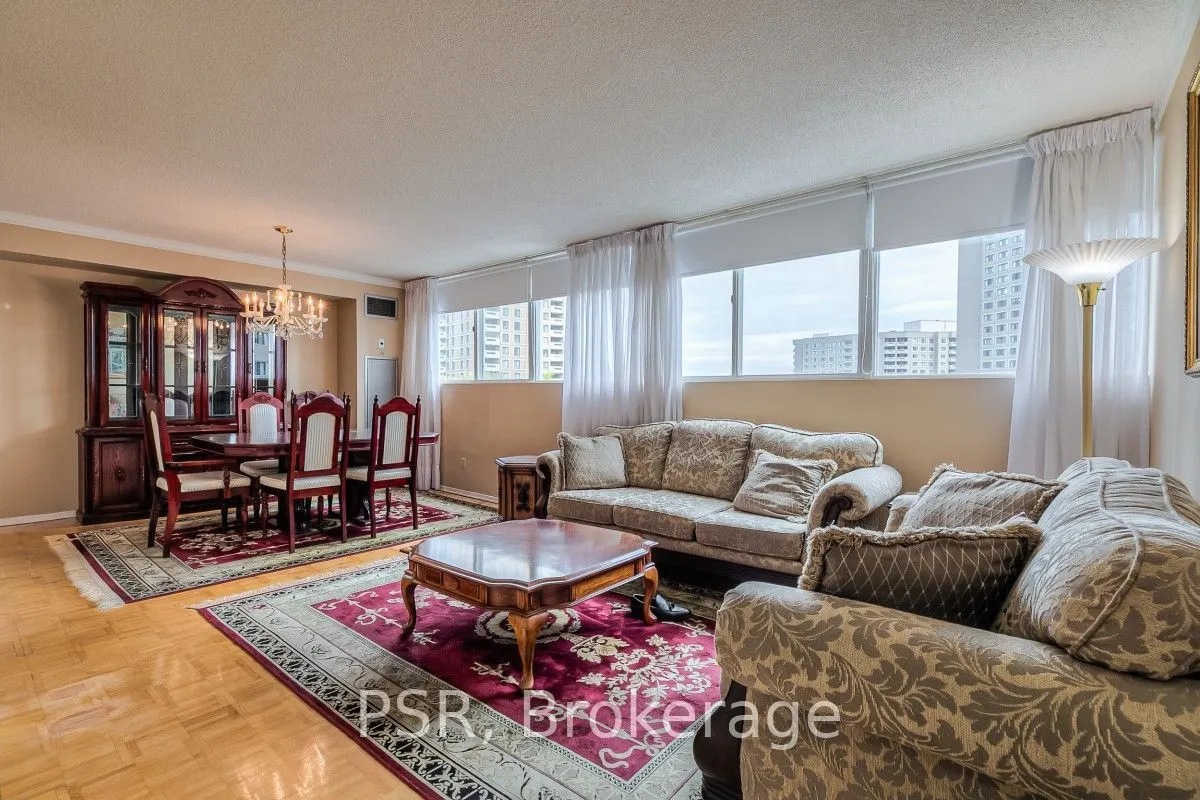 3695 Kaneff Crescent #612
