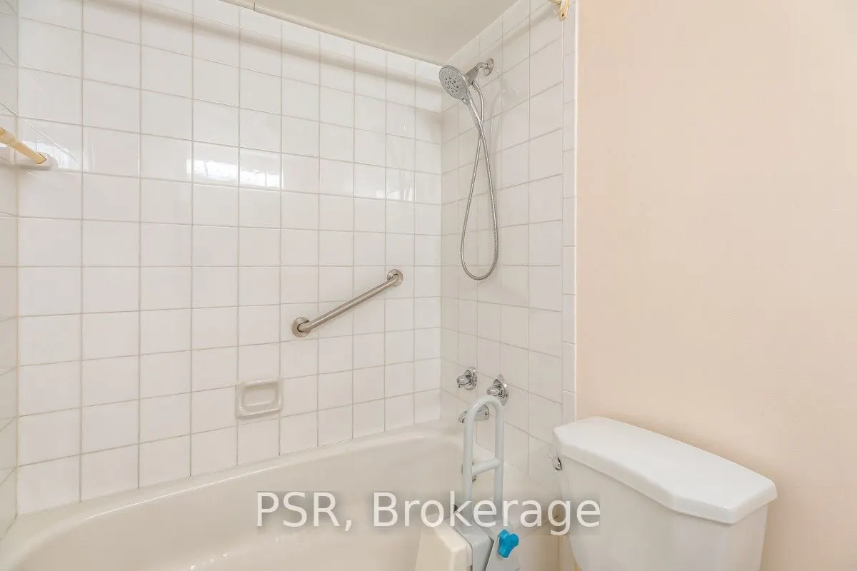 3695 Kaneff Crescent #612