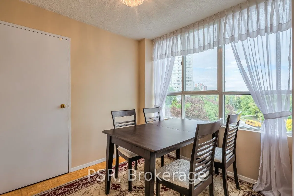 3695 Kaneff Crescent #612