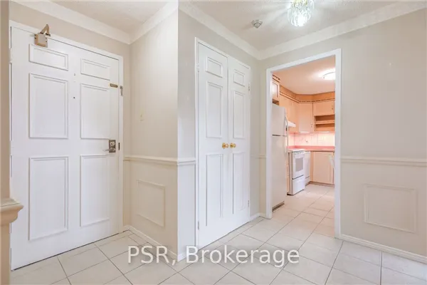 3695 Kaneff Crescent