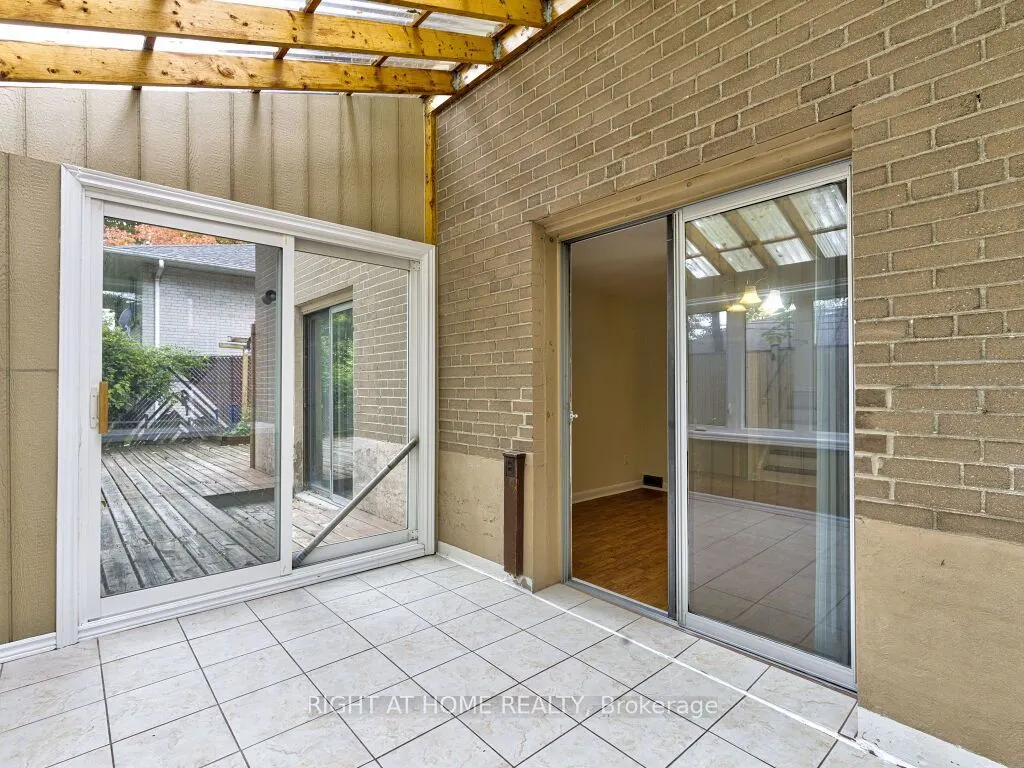 341 Rathburn Road