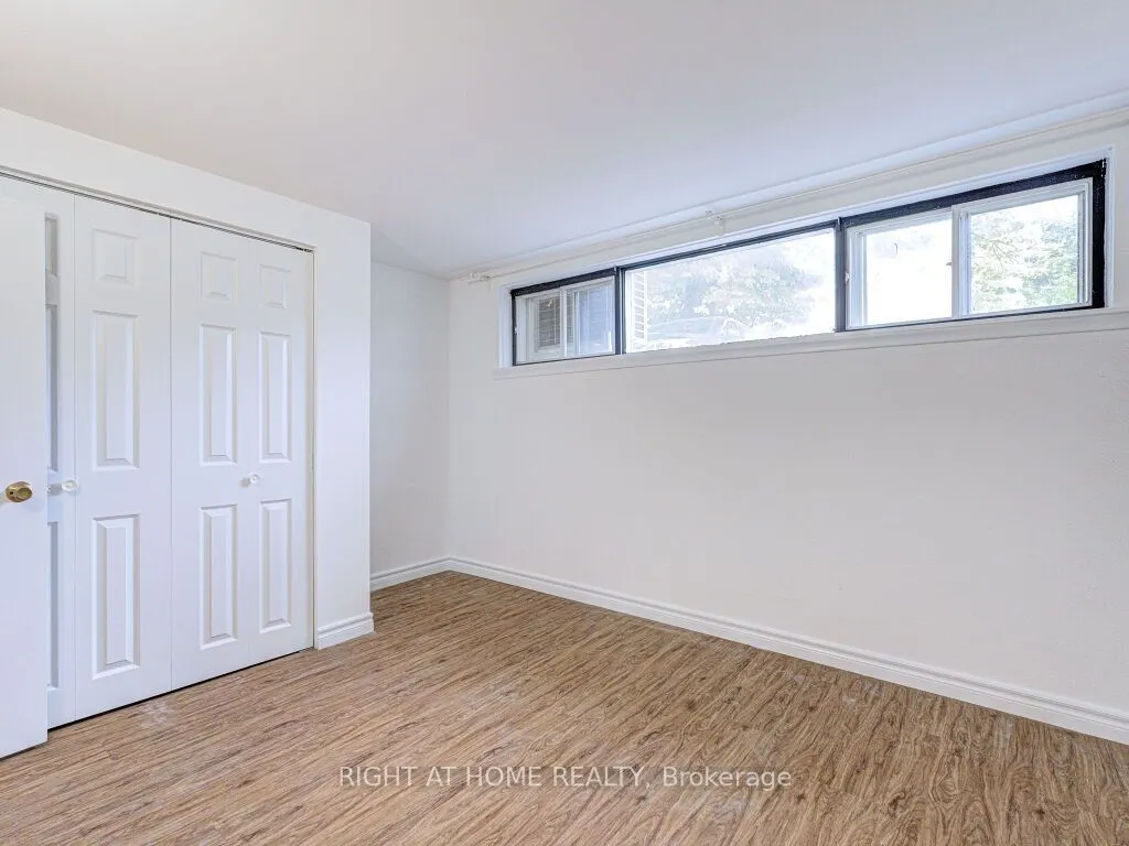 341 Rathburn Road