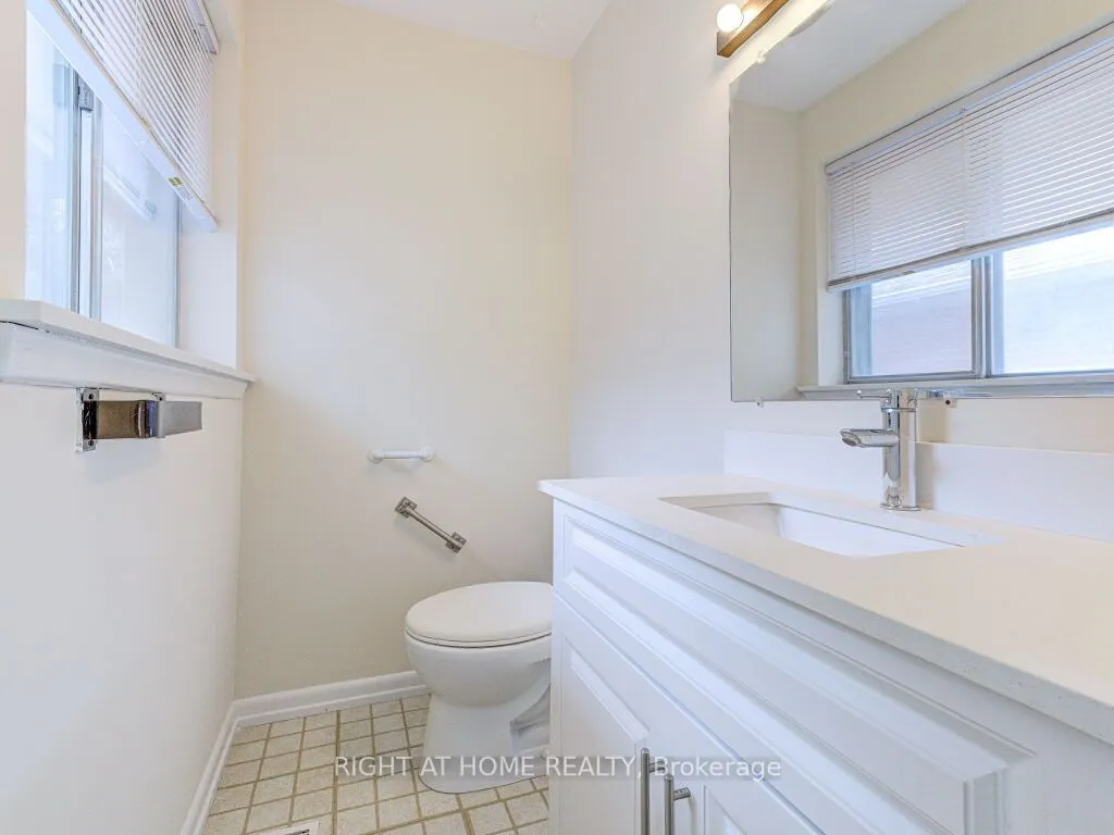 341 Rathburn Road