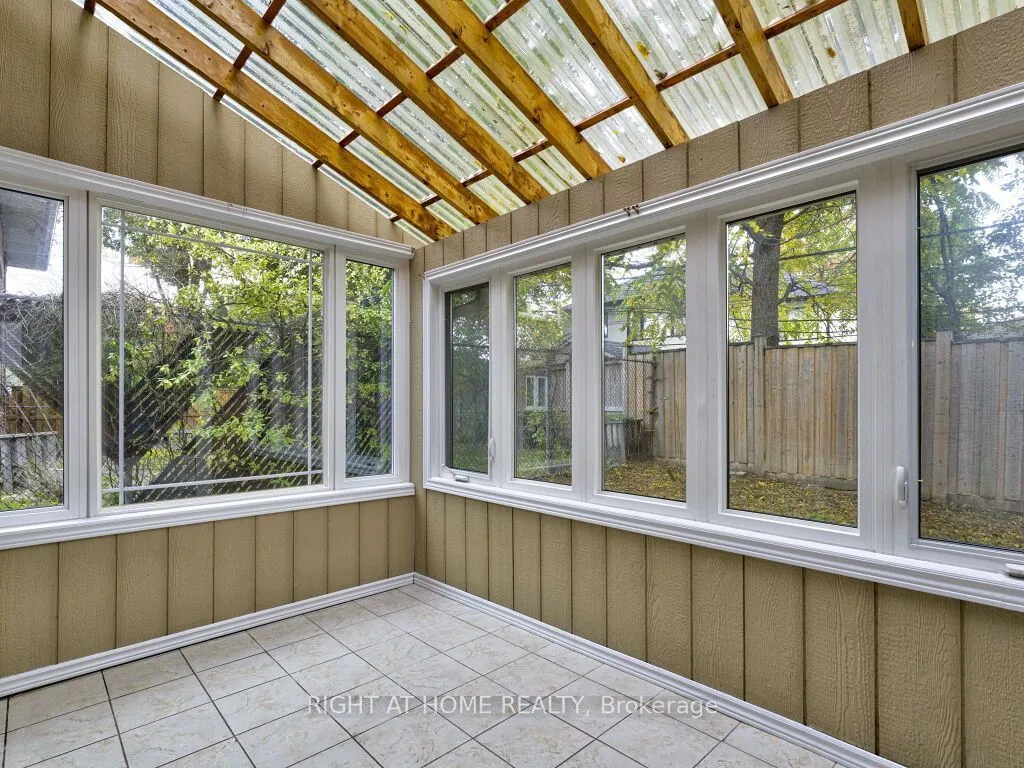 341 Rathburn Road